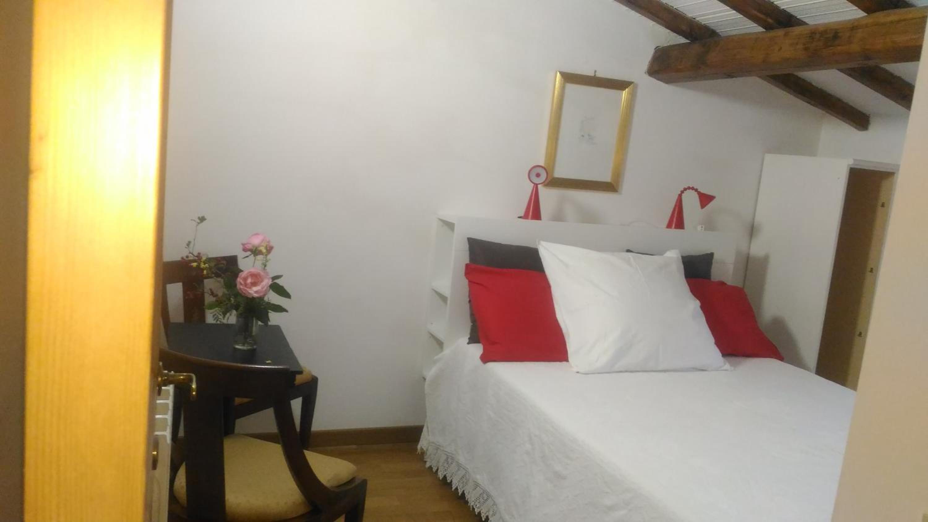 Two-Bedroom Suite - Photo 3