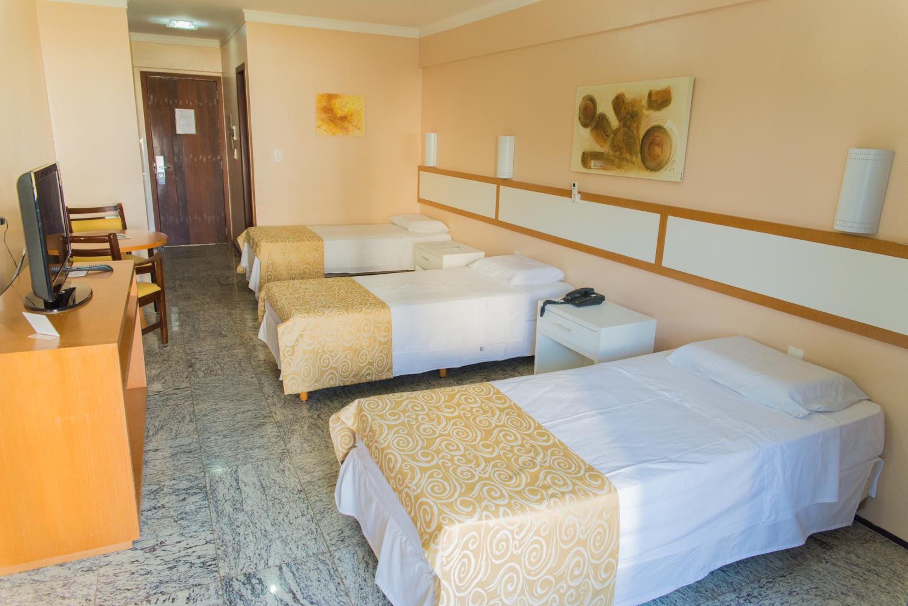 Standard Triple Room photo 2