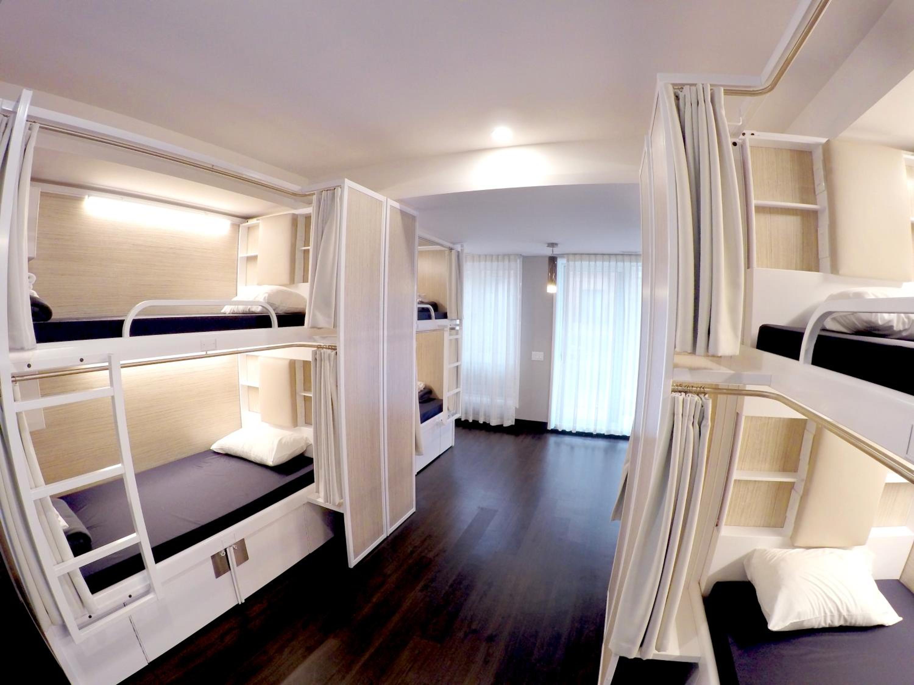 Bed in 8-Bed Mixed Dormitory Room