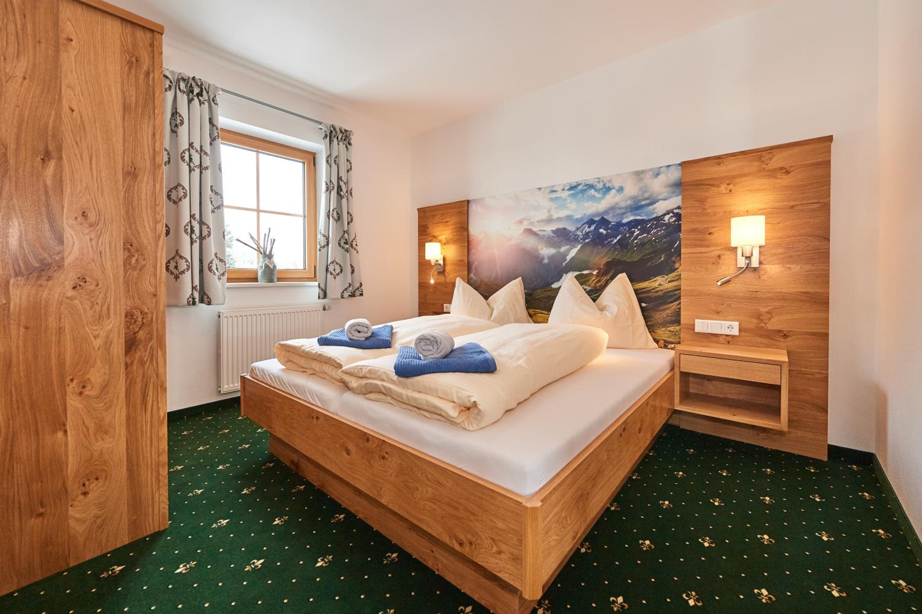 Two-Bedroom Apartment - Photo 17
