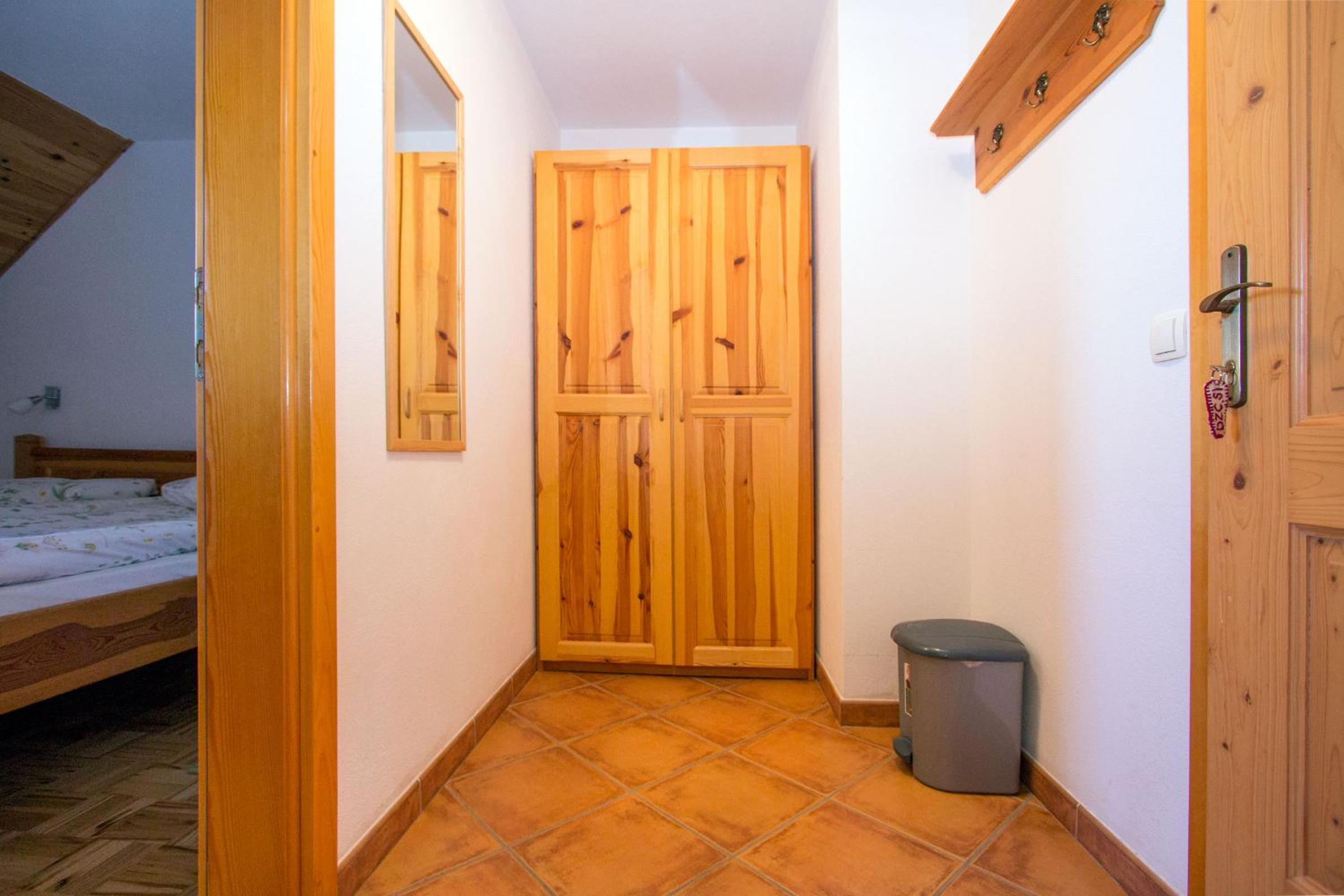 Triple Room with Bathroom - Photo 5