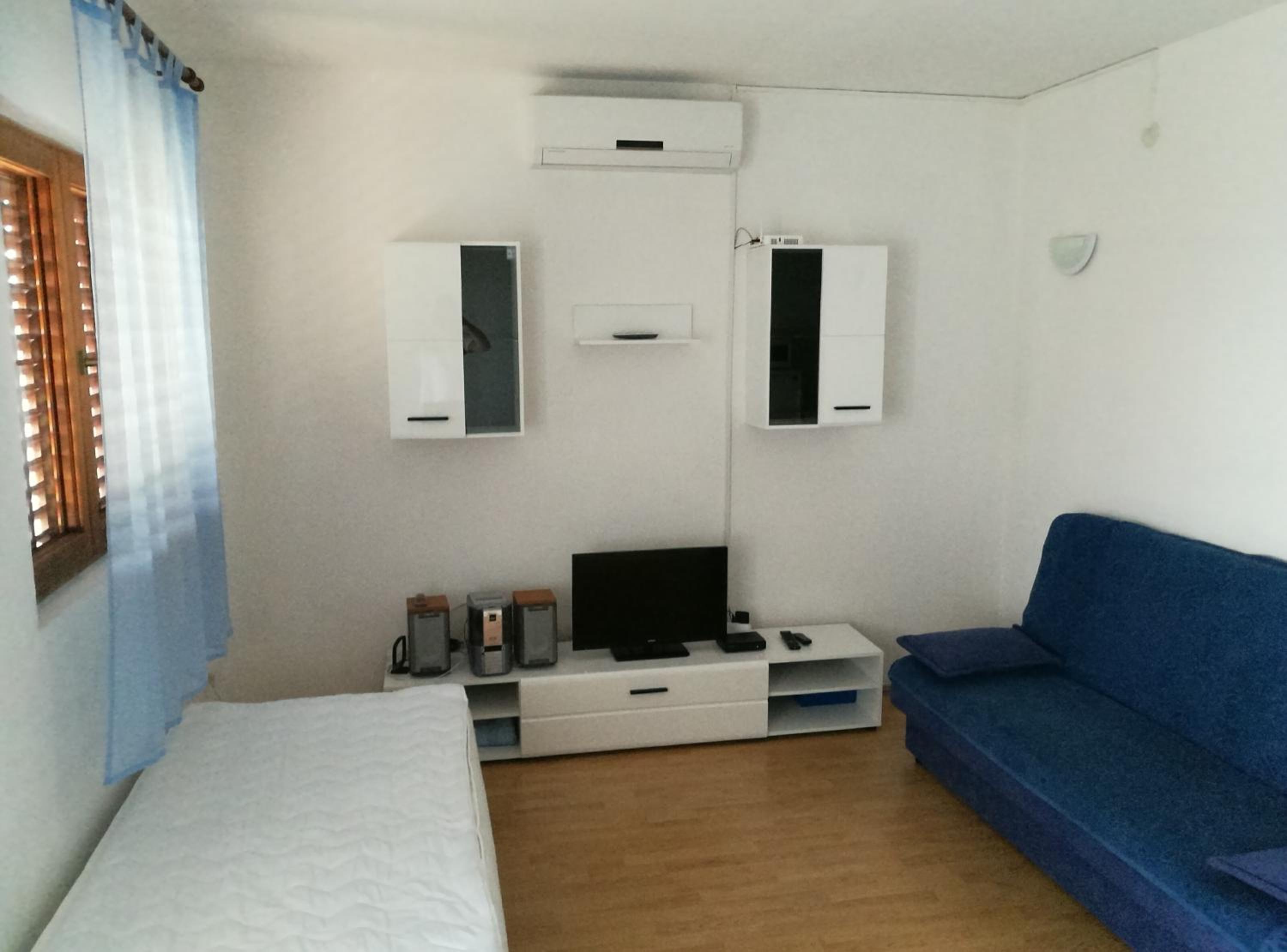 Apartment with Sea View photo 2