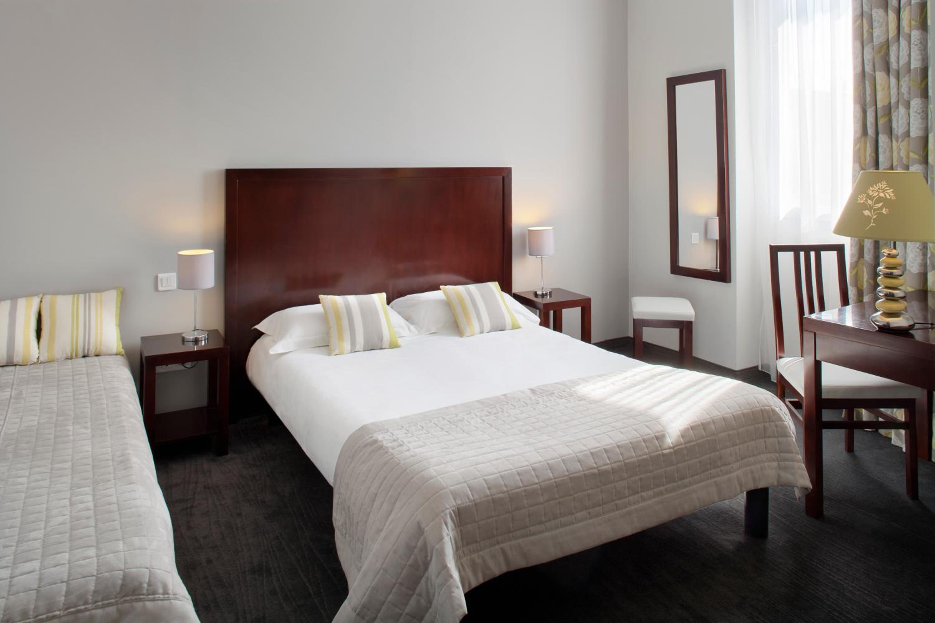 Superior Double Room - Photo 1