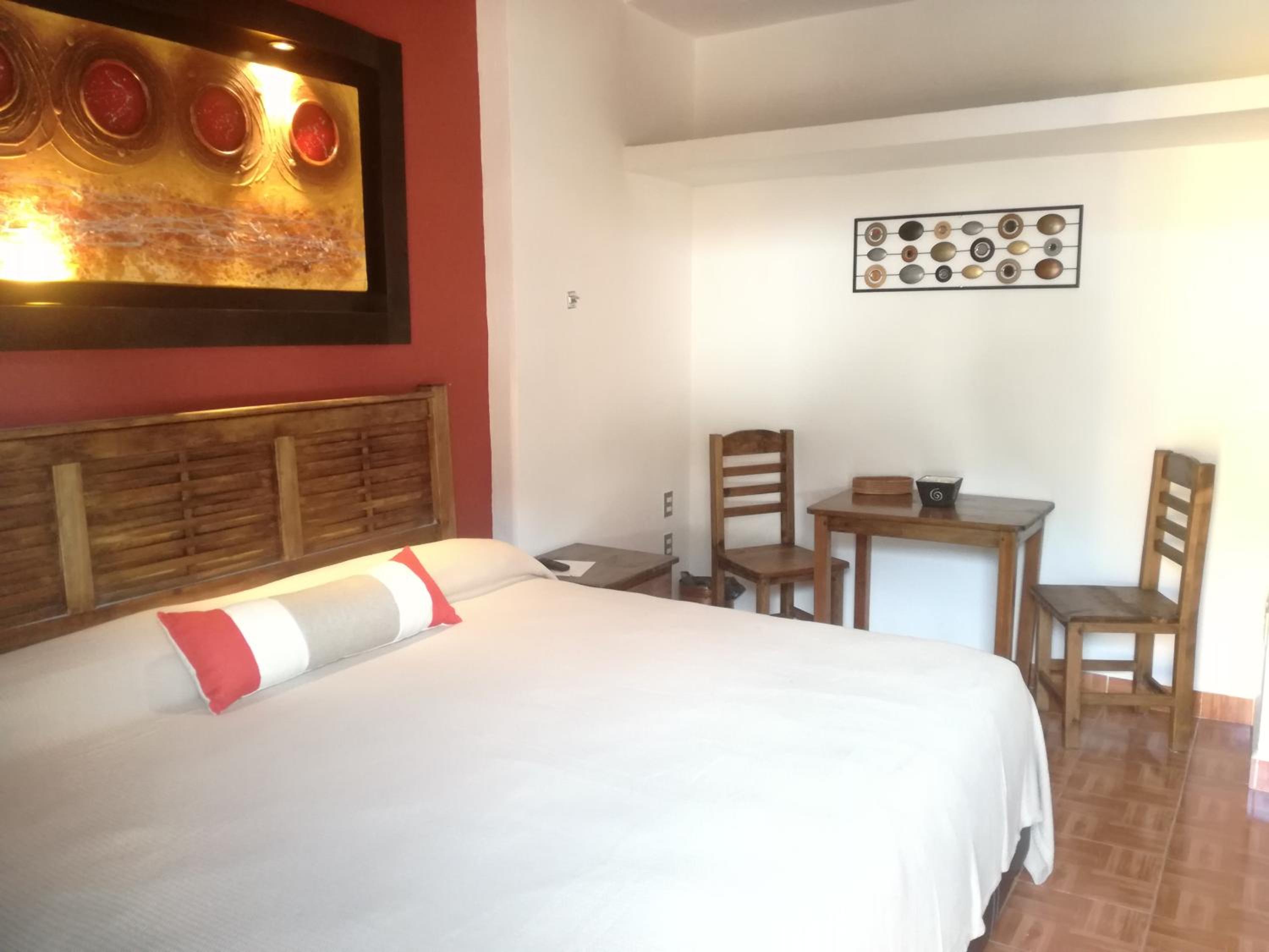 Deluxe King Room photo 2