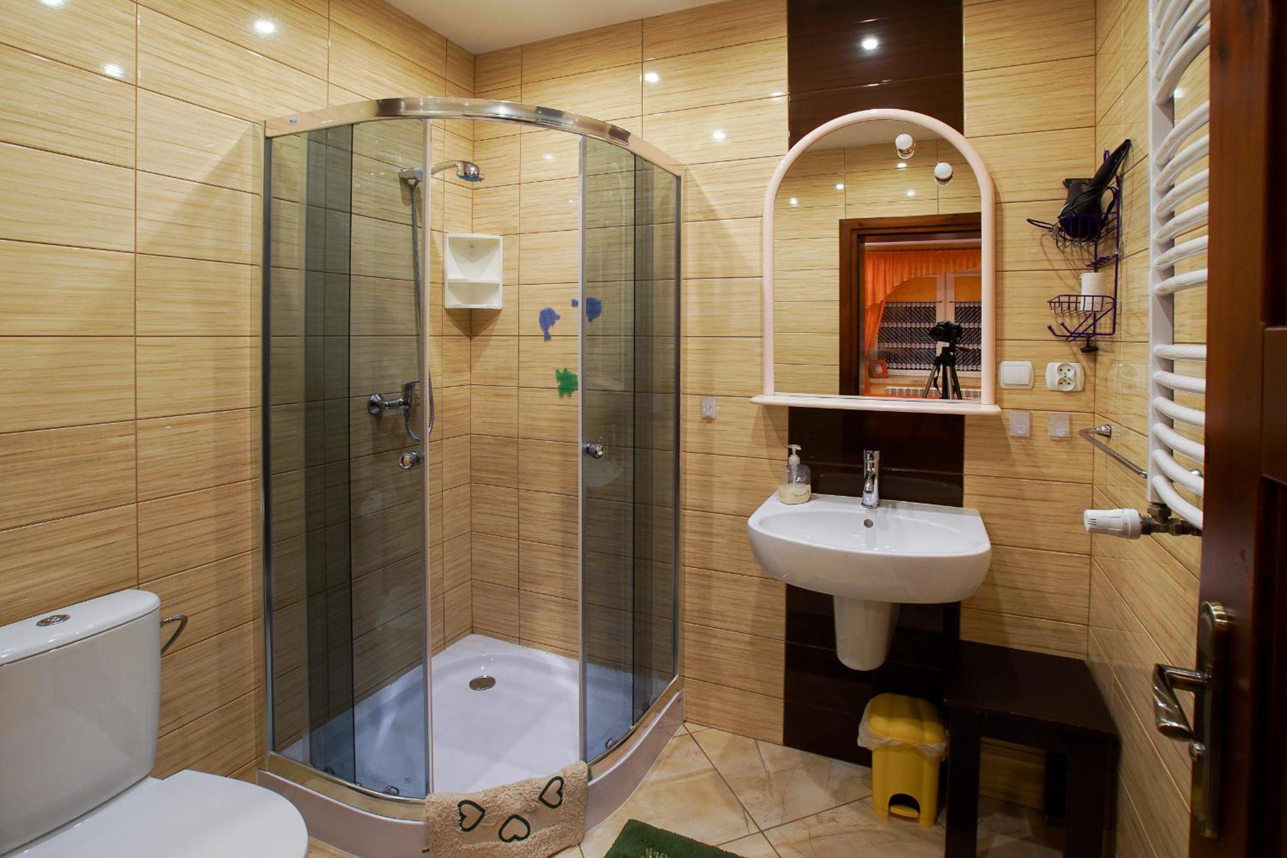 Triple Room with Private Bathroom photo 2
