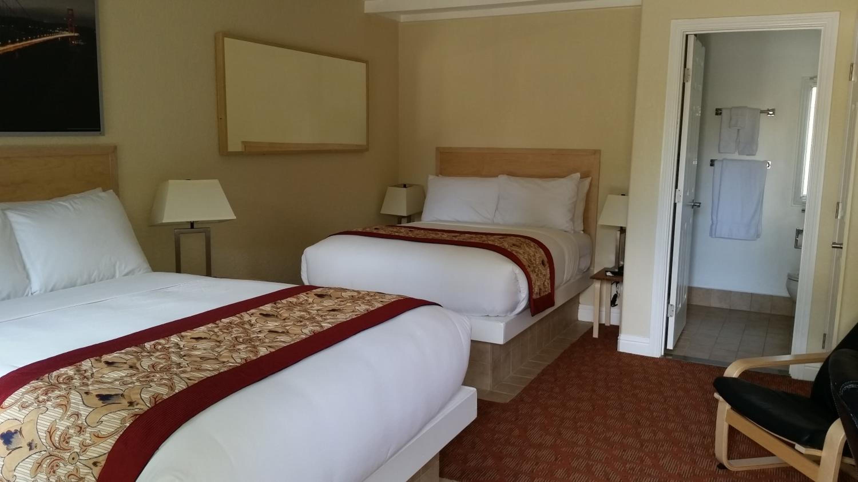Double Room with Two Double Beds photo 1