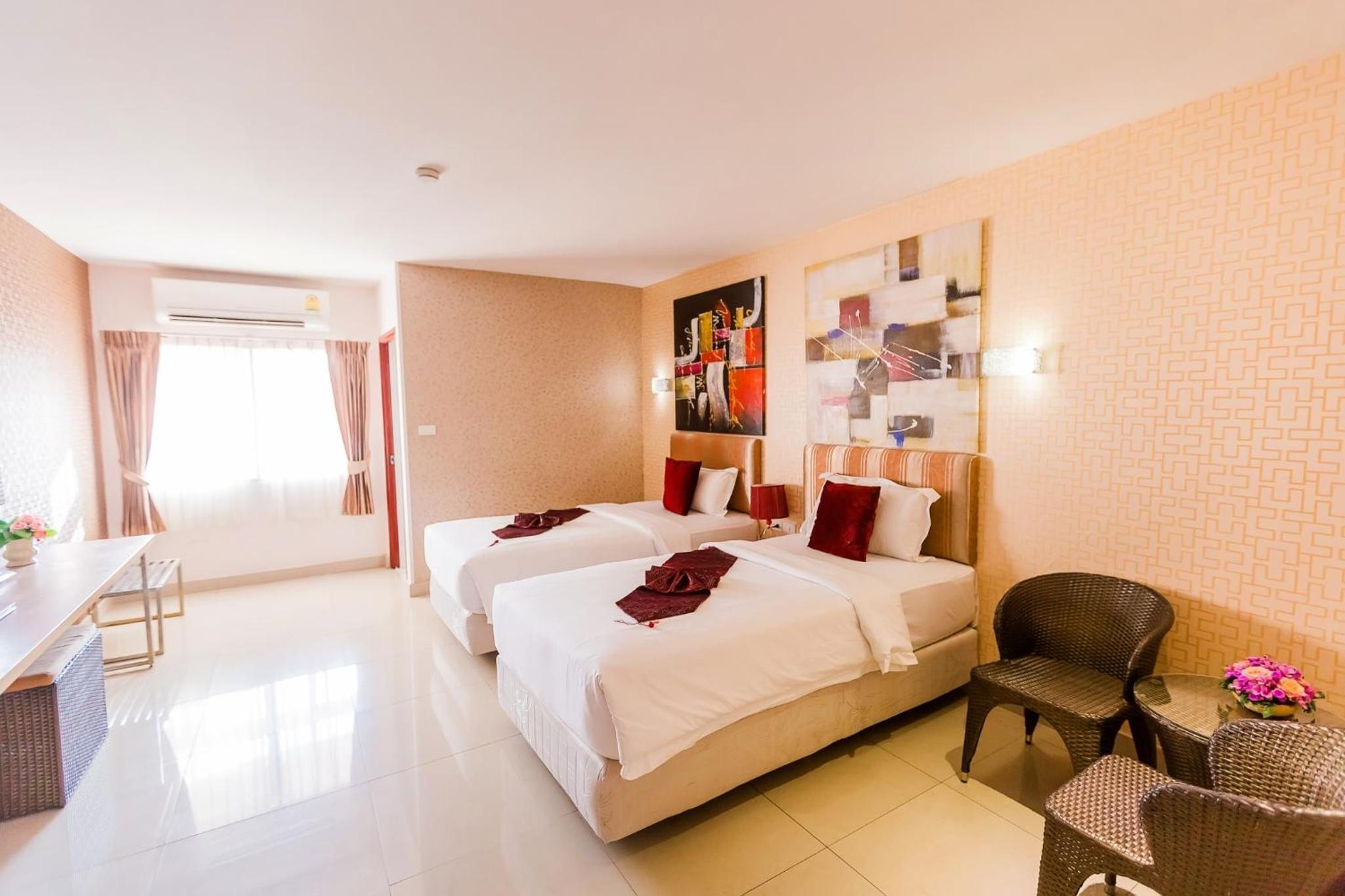 Superior Twin Room - Photo 11