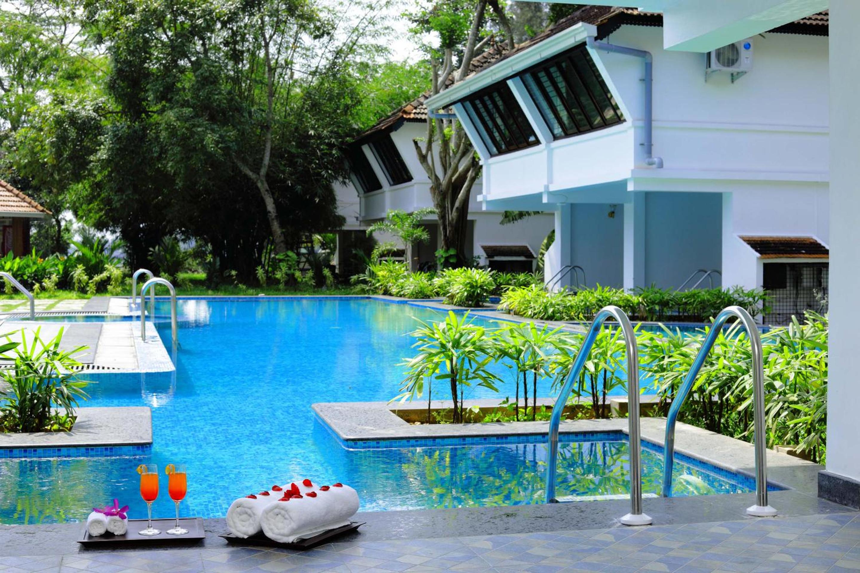 Meandering Pool Cottage - Photo 5