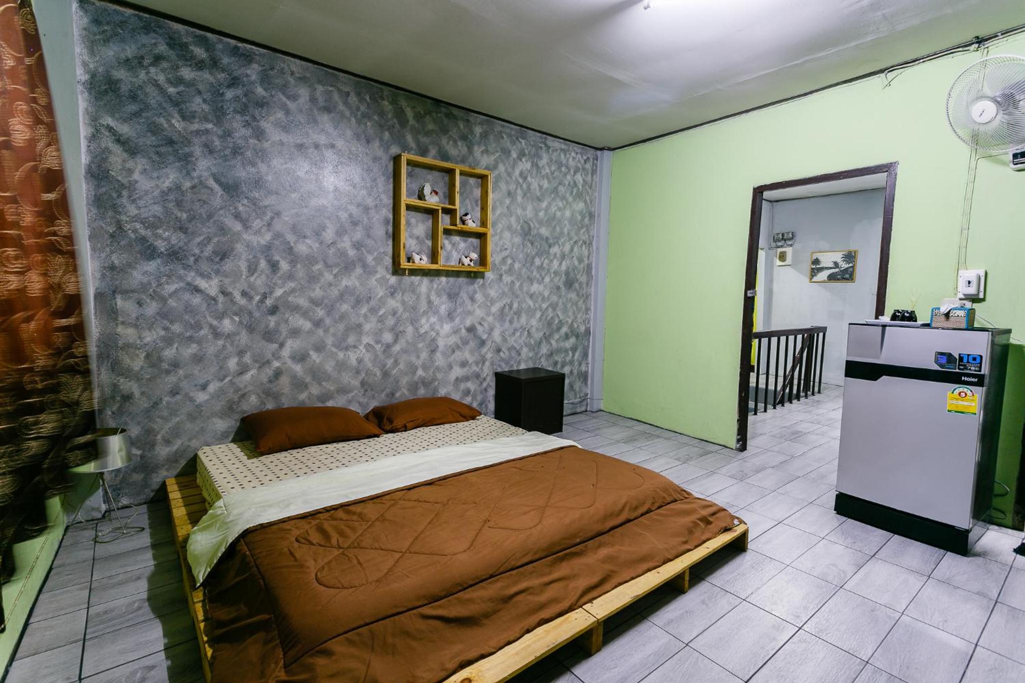 Small Double Room photo 2