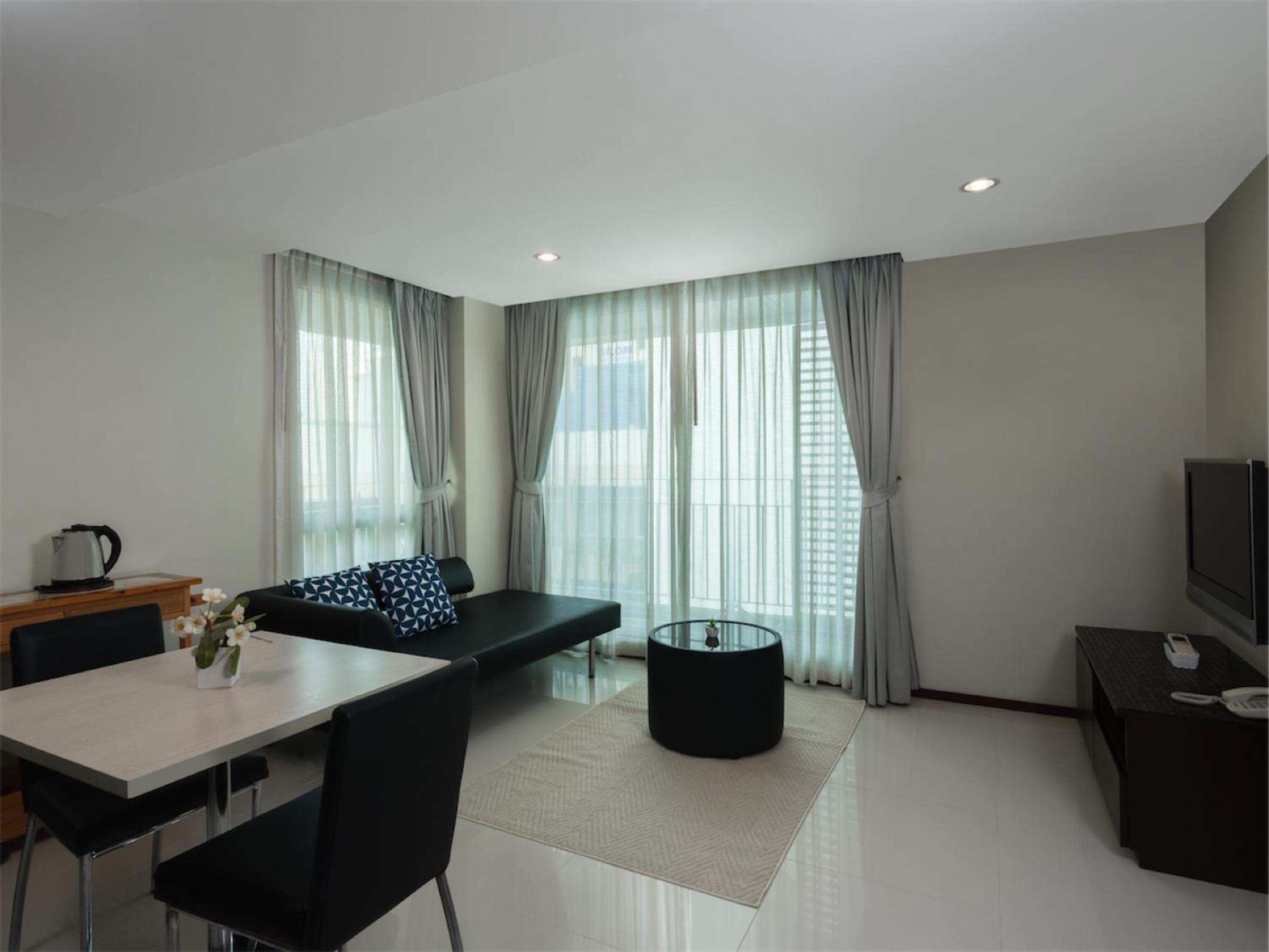 One Bedroom Suite  photo 2