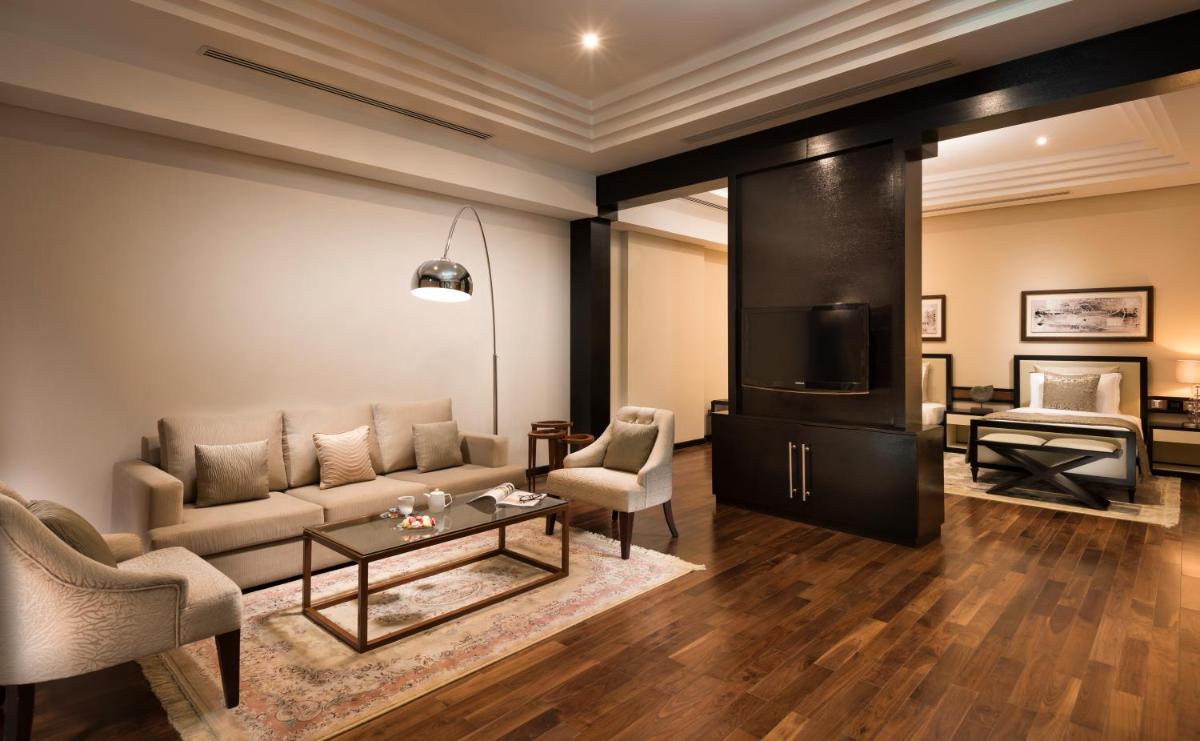 Executive  Grand King Suite Penthouse photo 2