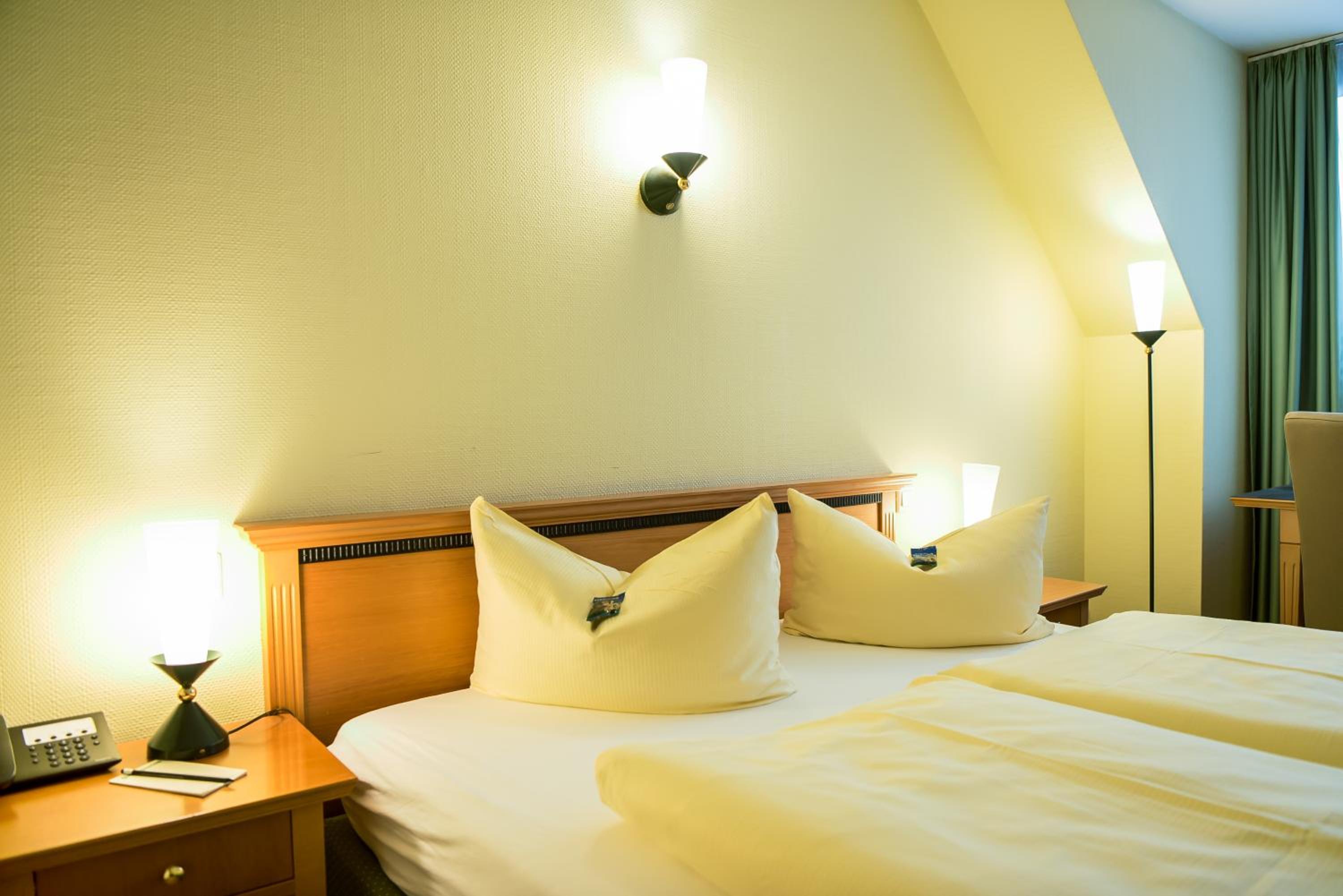 Double Room - Photo 9