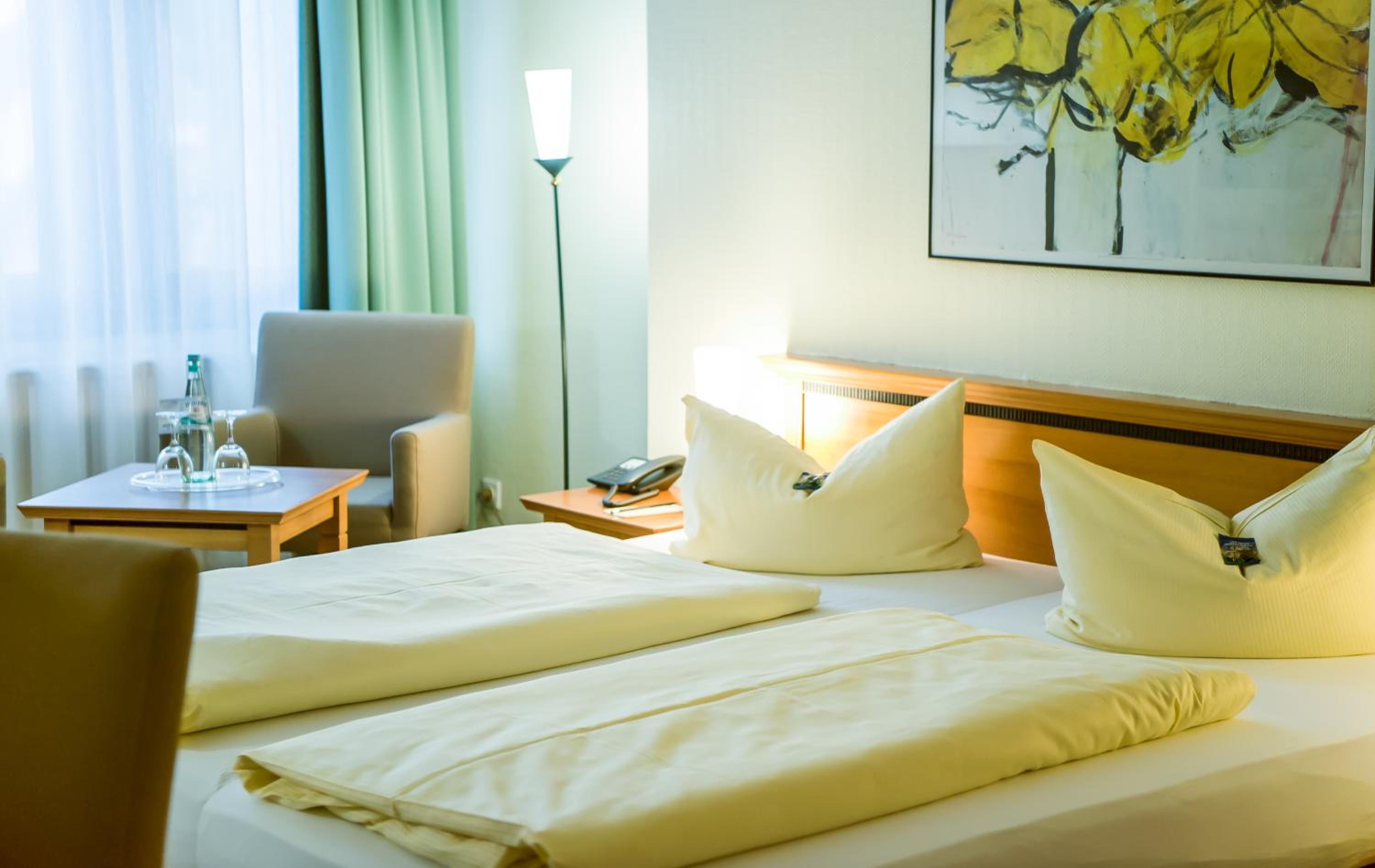 Double Room - Photo 11