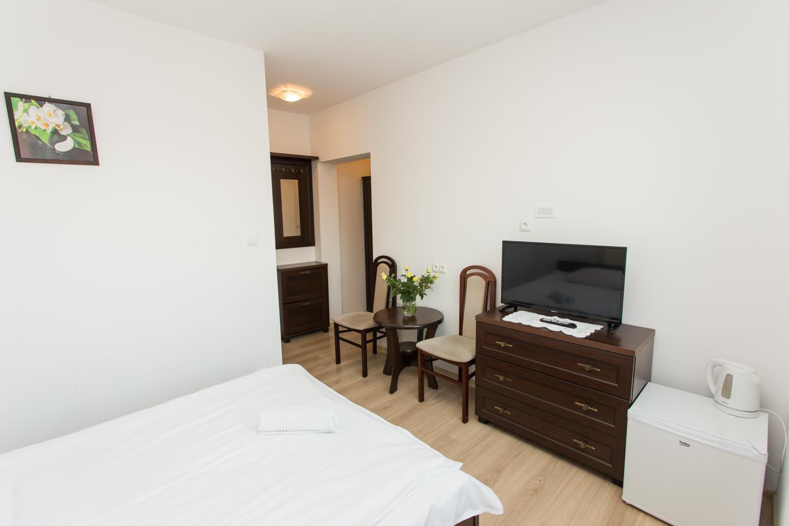 Large Single Room photo 1
