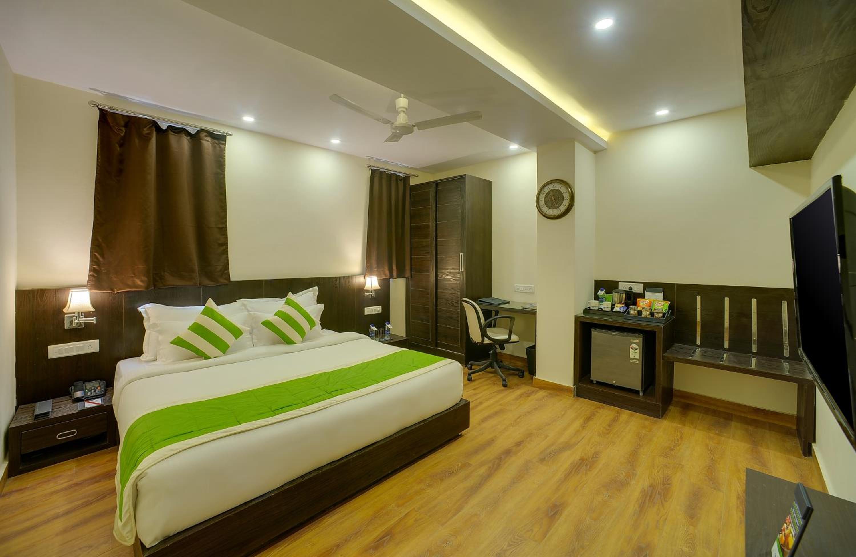 Royal Suite photo 2