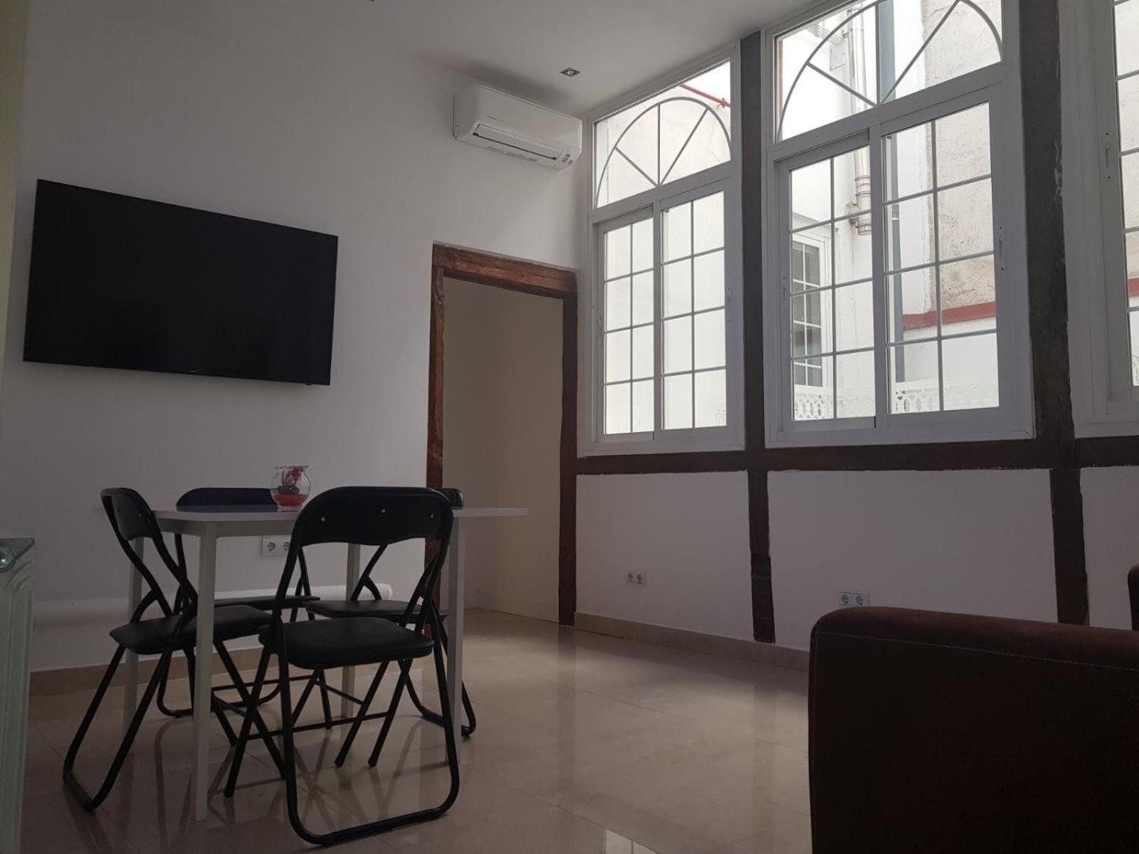 One-Bedroom Apartment - Photo 10