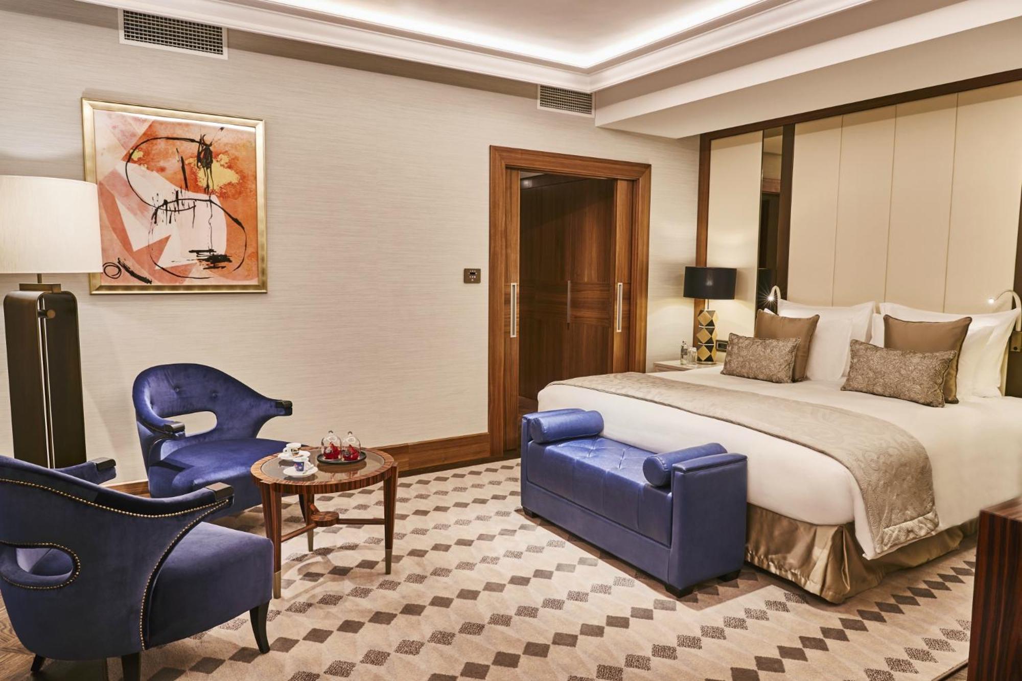 Diplomatic Suite - Photo 1