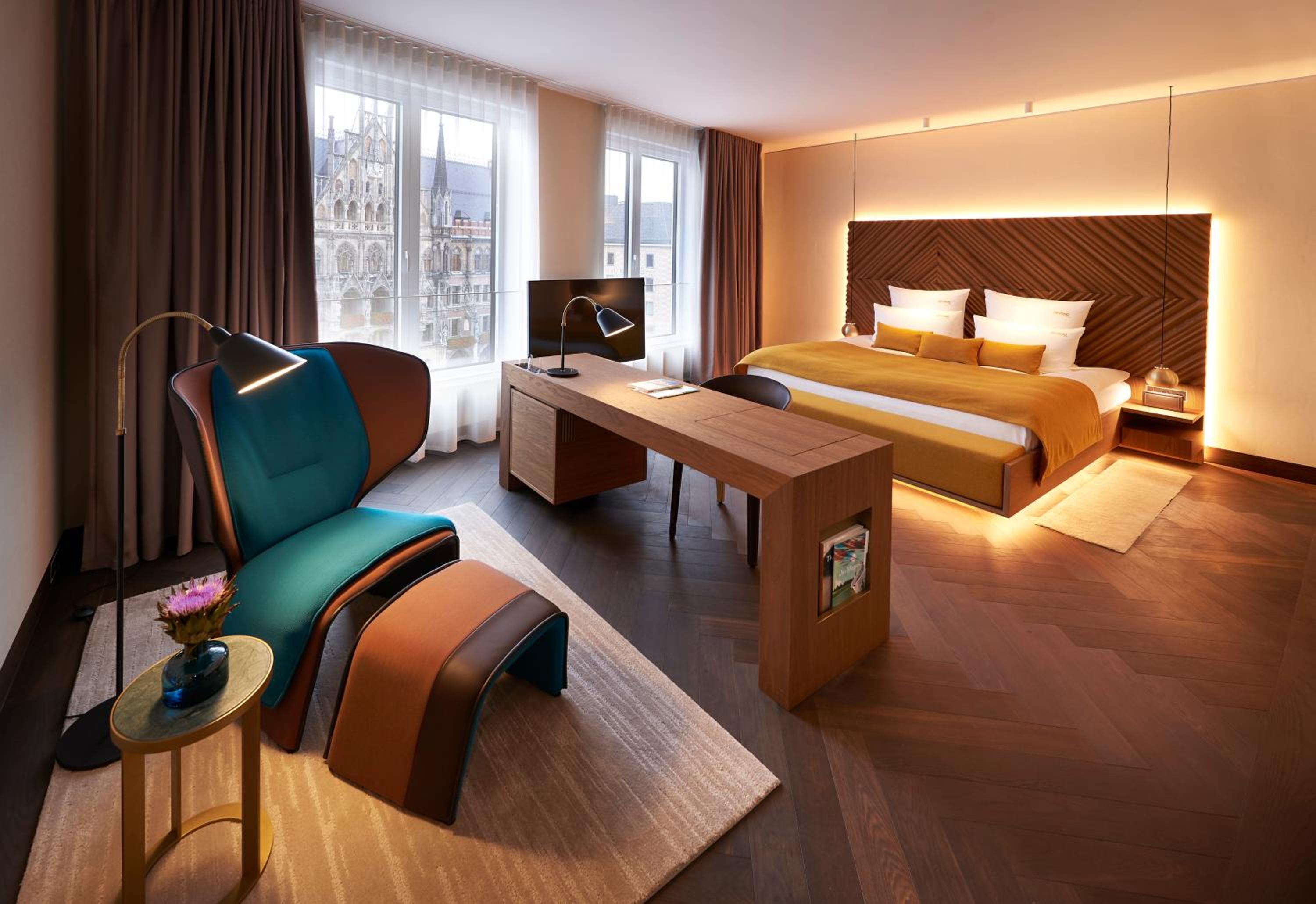 Junior Suite mit Blick auf den Marienplatz Junior Suite mit Blick auf den Marienplatz