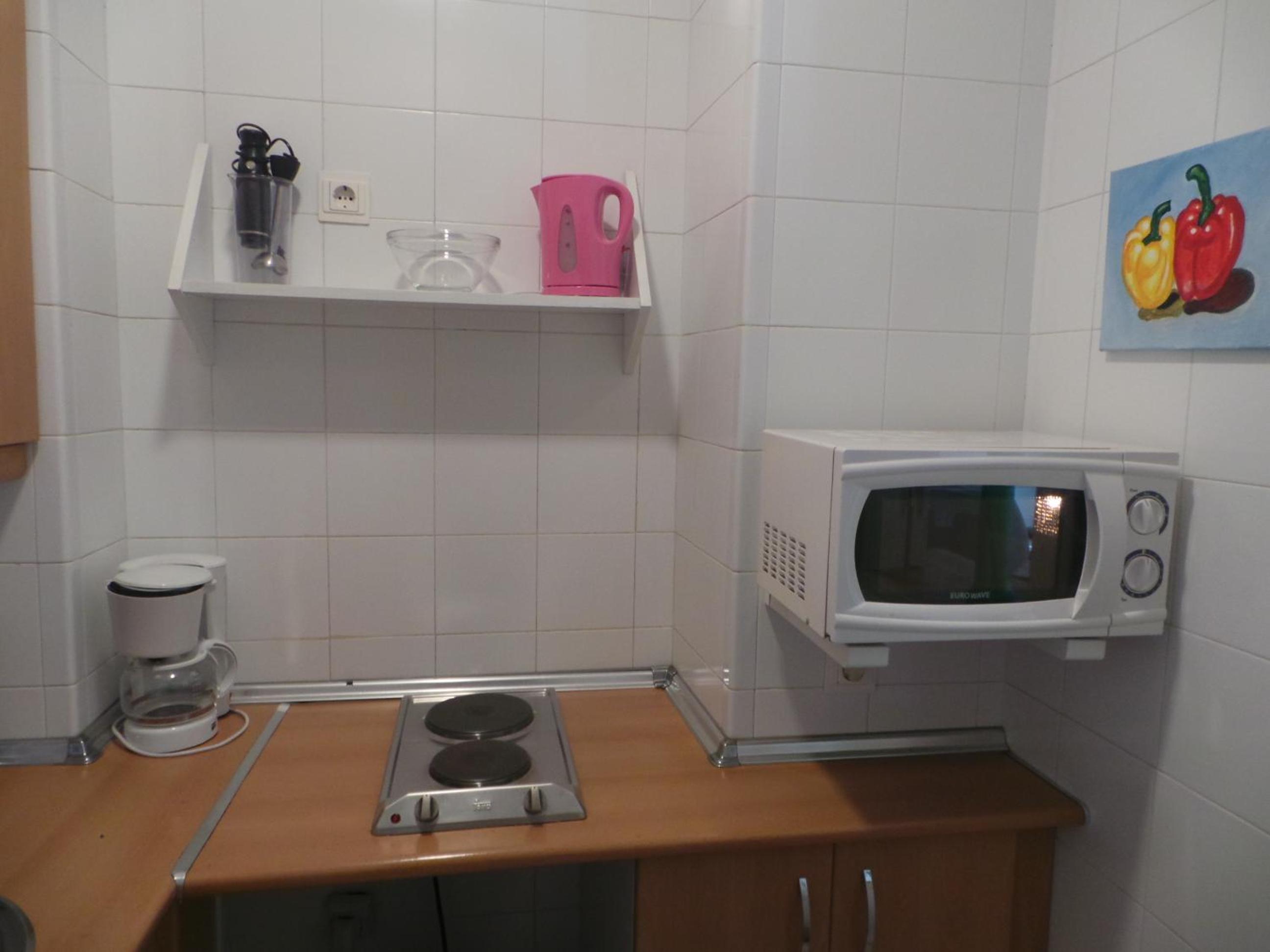 One-Bedroom Apartment - Photo 8