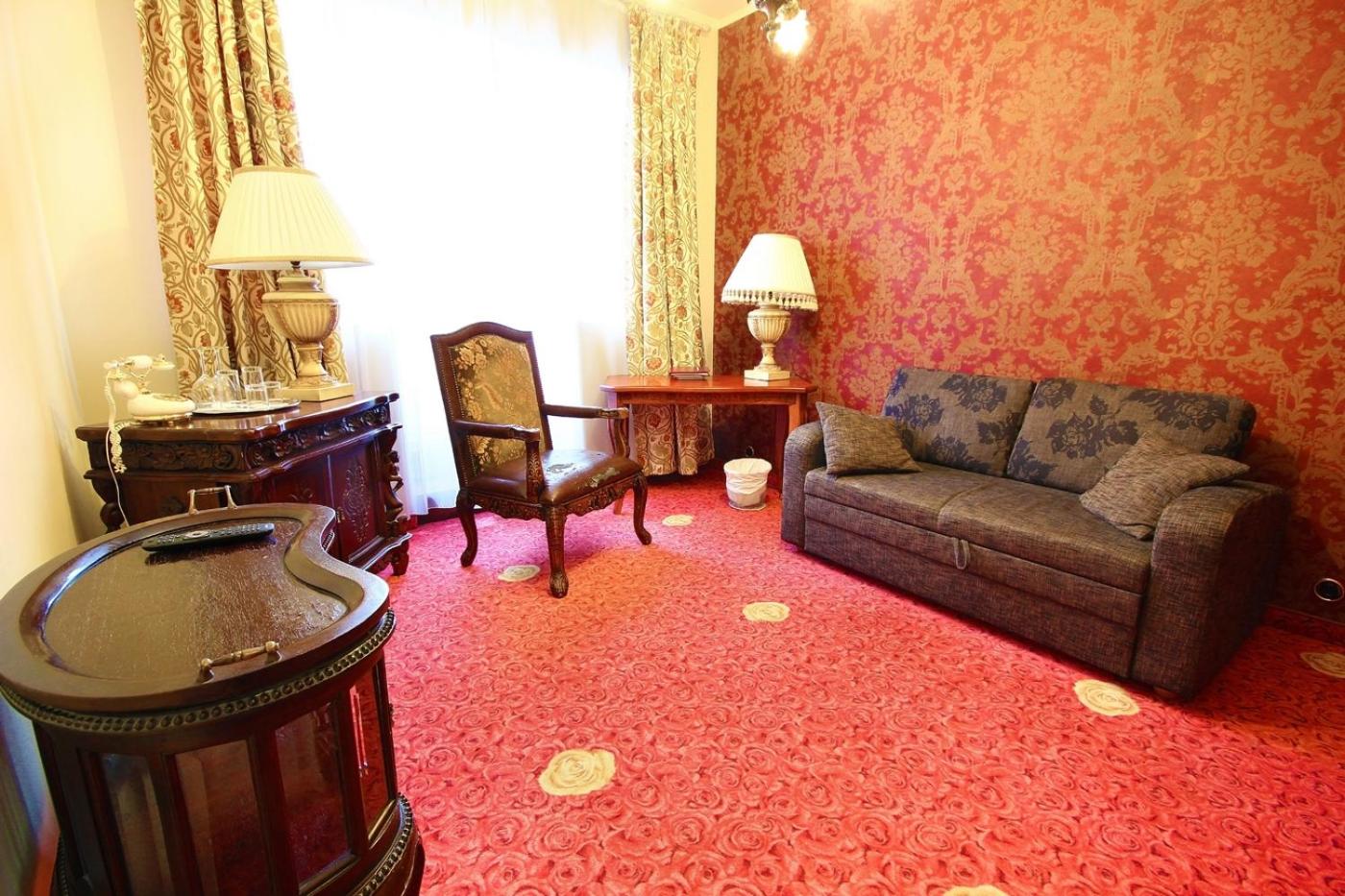 Suite with Balcony and Spa Acess - Photo 2