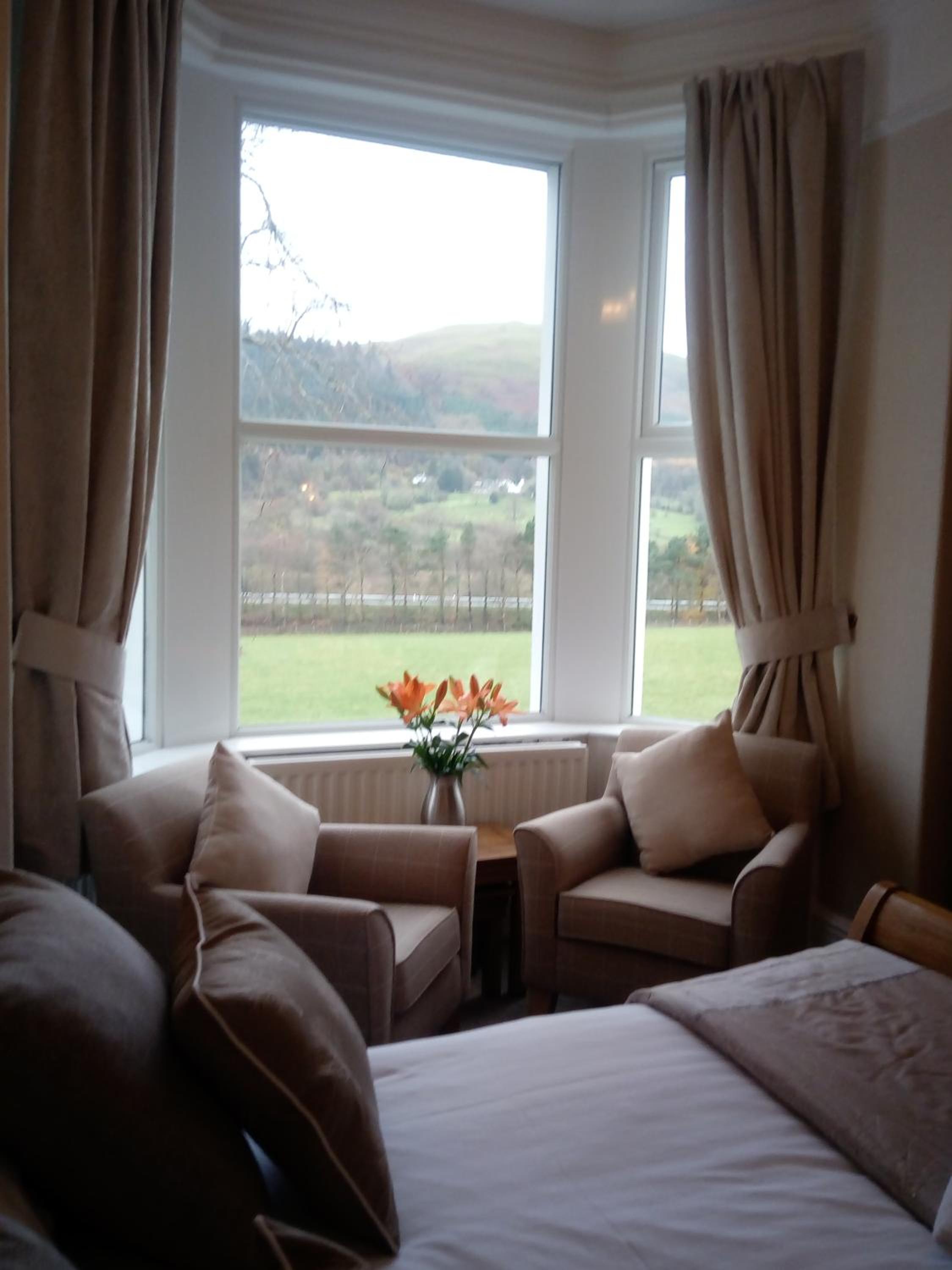 Superior King Room with Mountain View photo 2