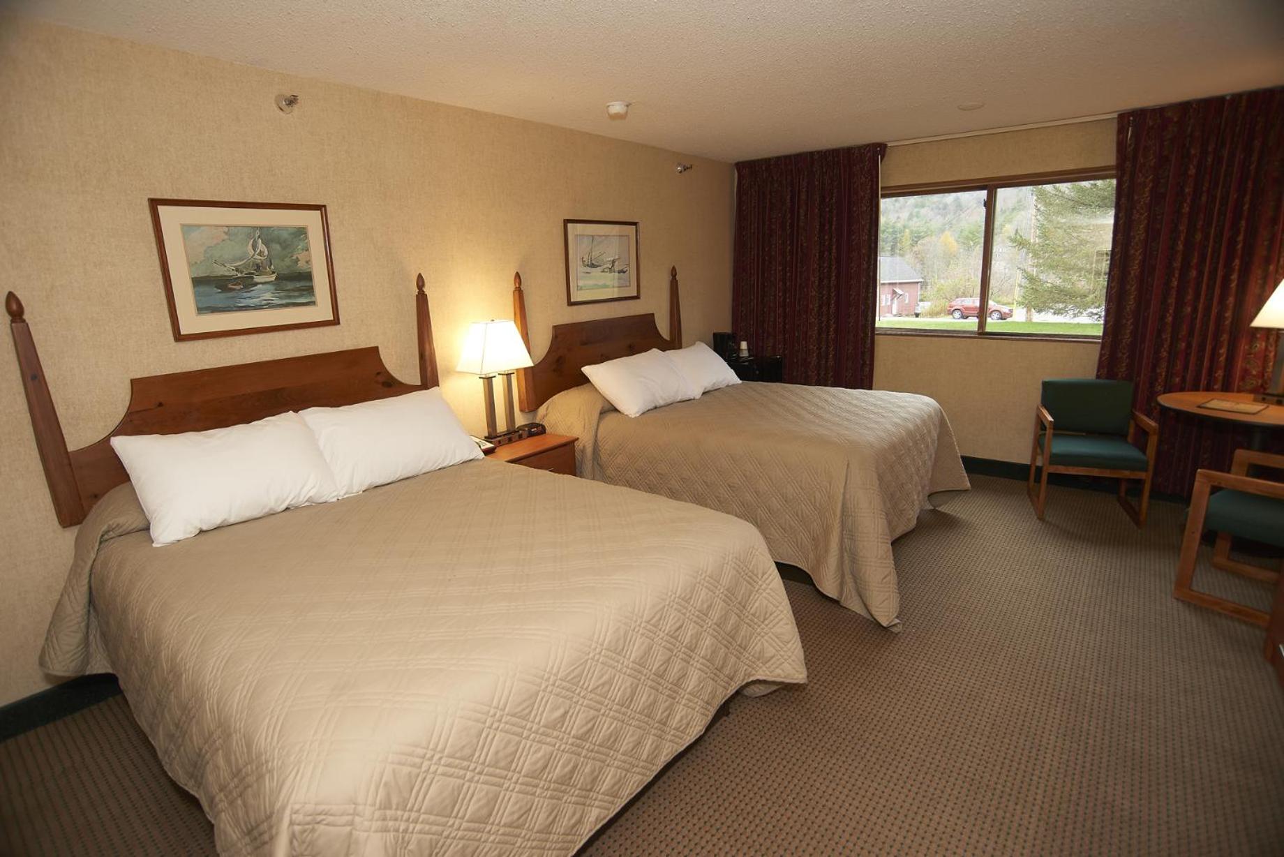 Double Queen Room - Photo 23