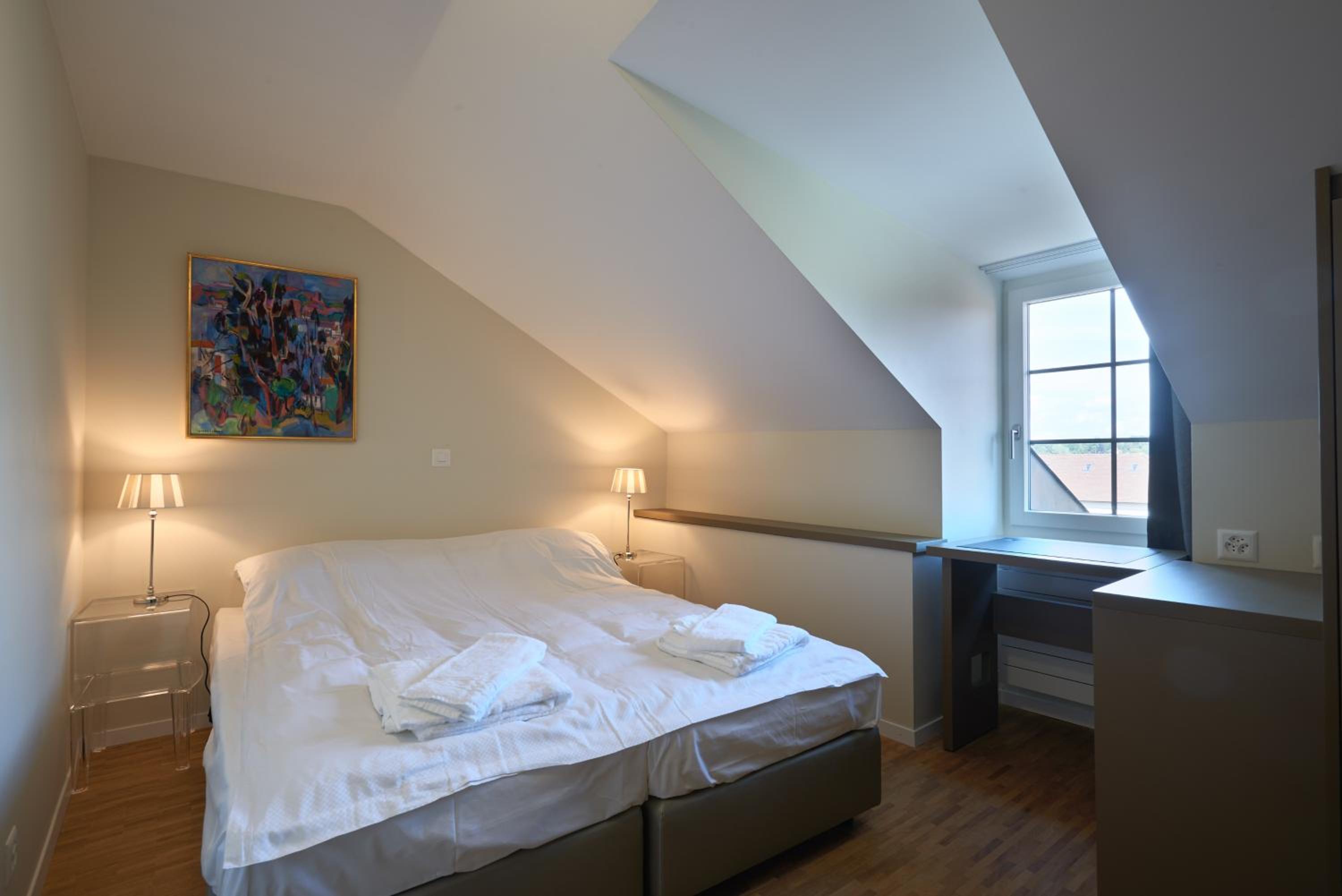 Maisonette Two-Bedroom Apartment with Kitchenette and Balcony photo 3