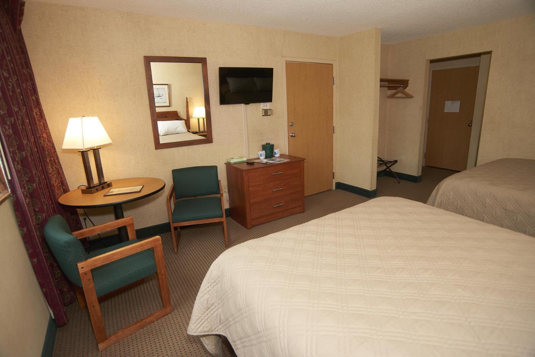 Double Queen Room - Photo 20