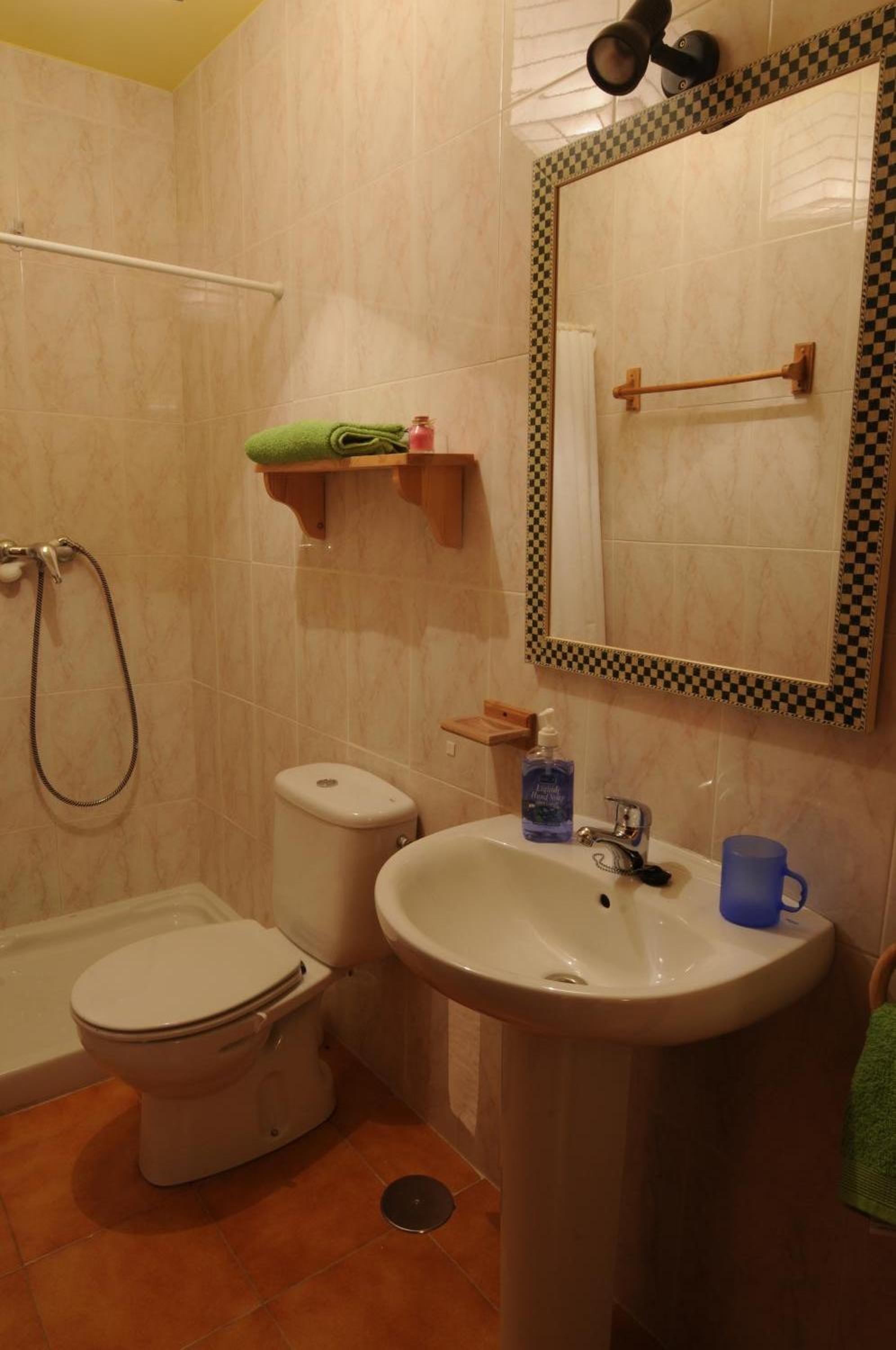 Four-Bedroom House - Photo 12