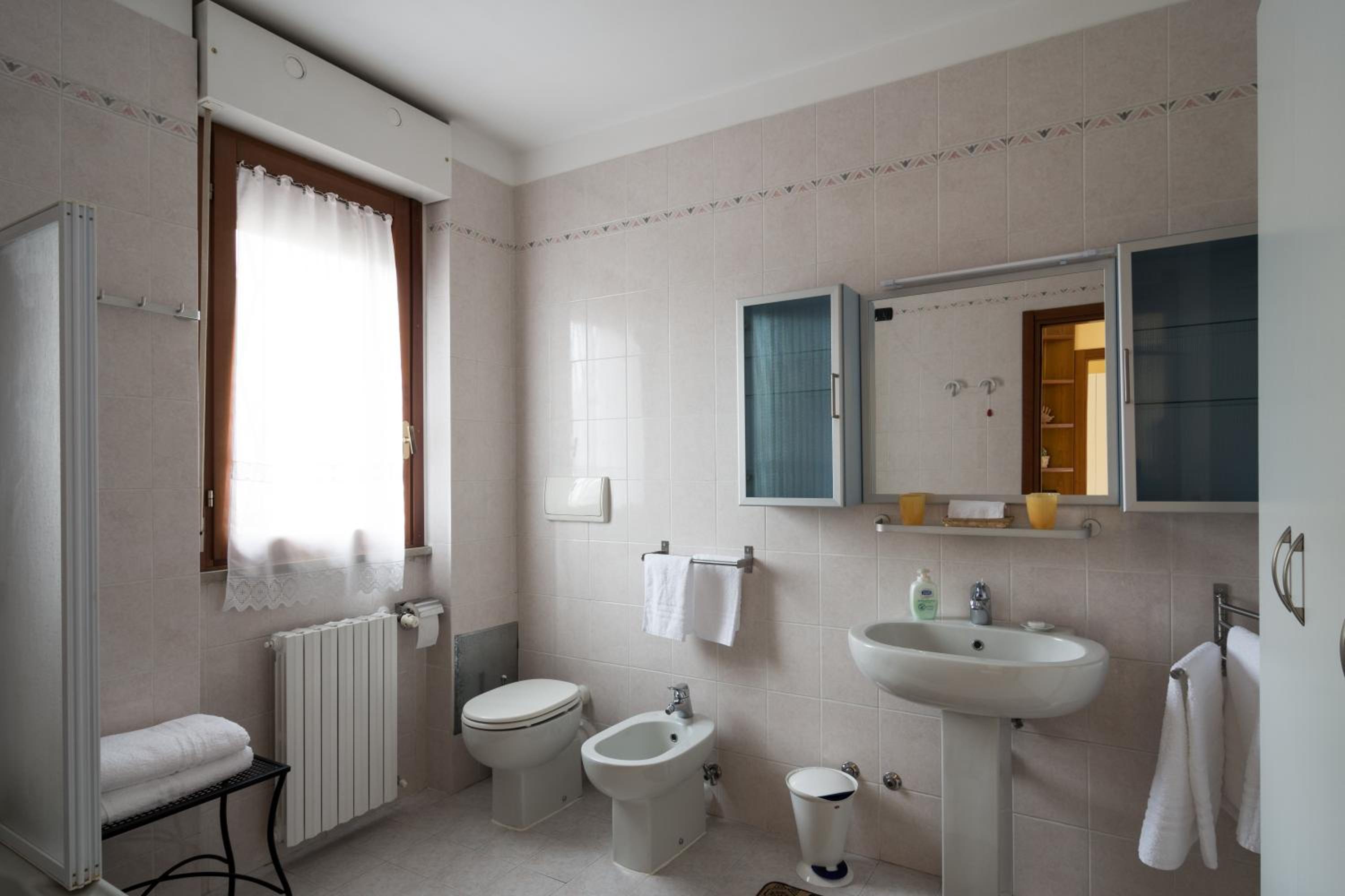 One-Bedroom House photo 2
