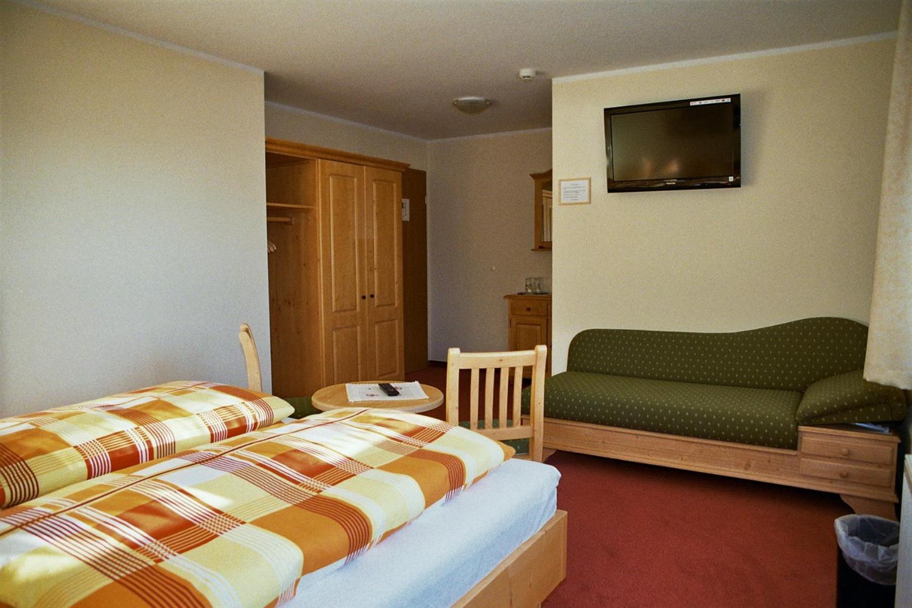 Triple Room photo 1