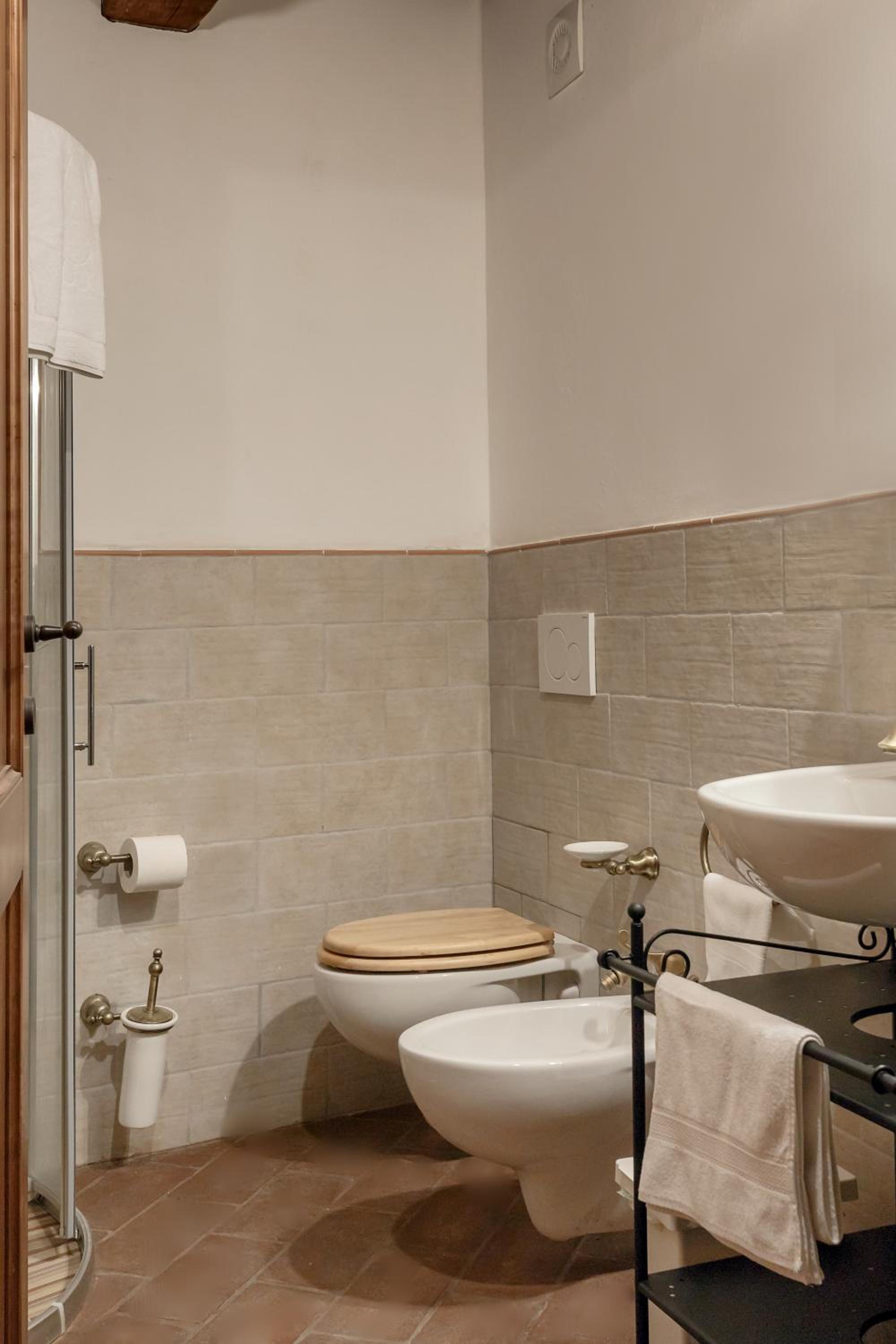 Large Single Room photo 2
