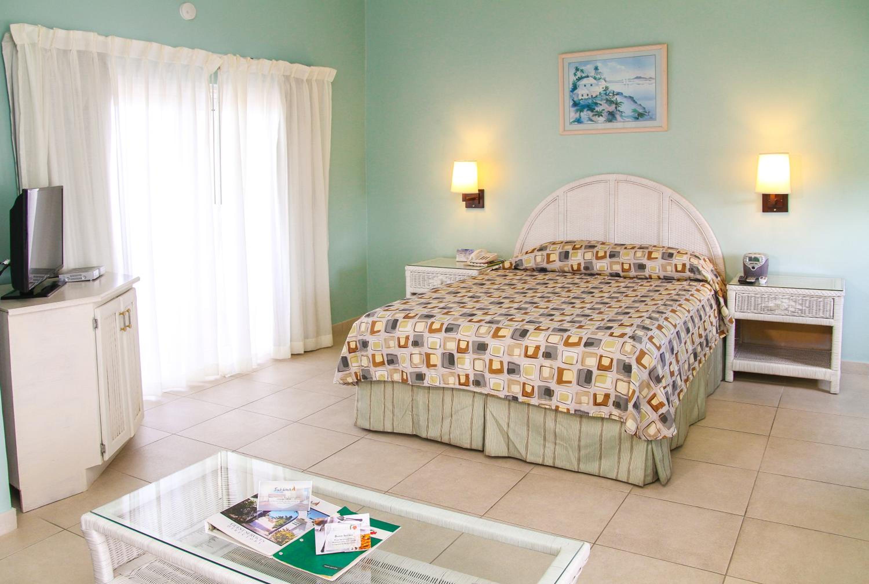 Deluxe Room Ocean/Garden View photo 1