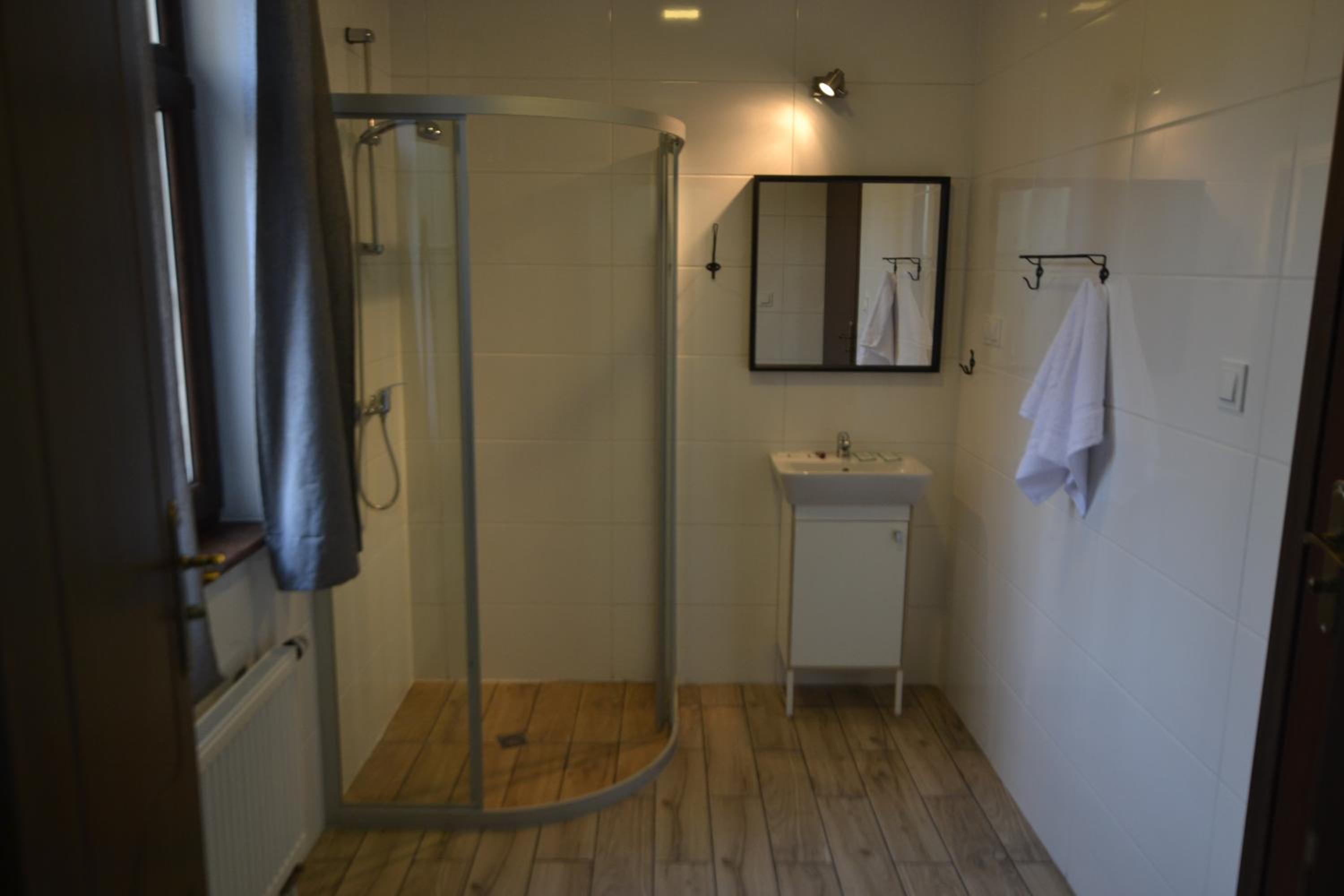 One-Bedroom Apartment photo 3