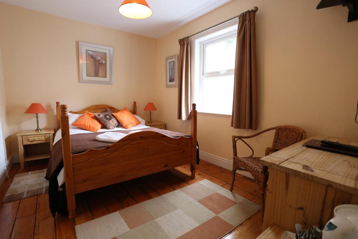 Double Room with Shower