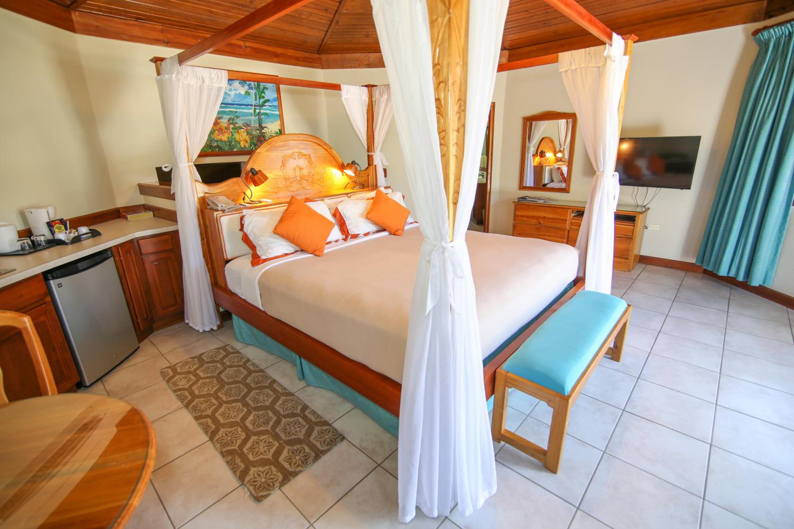 Honeymoon Suite
