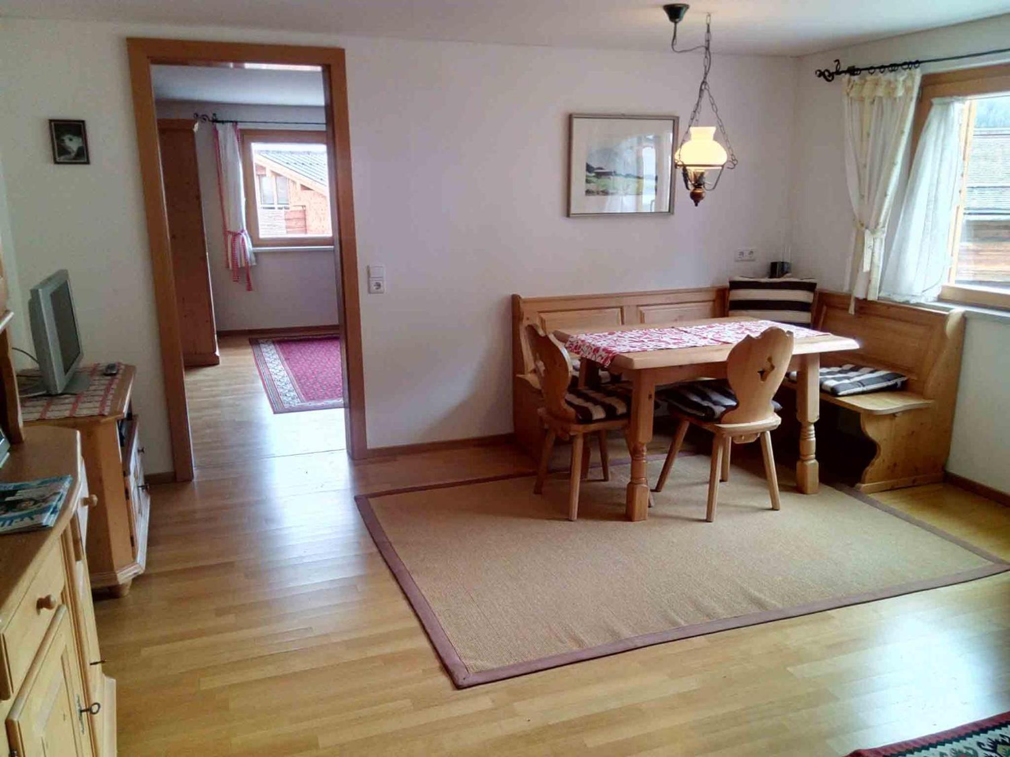 Apartment photo 2