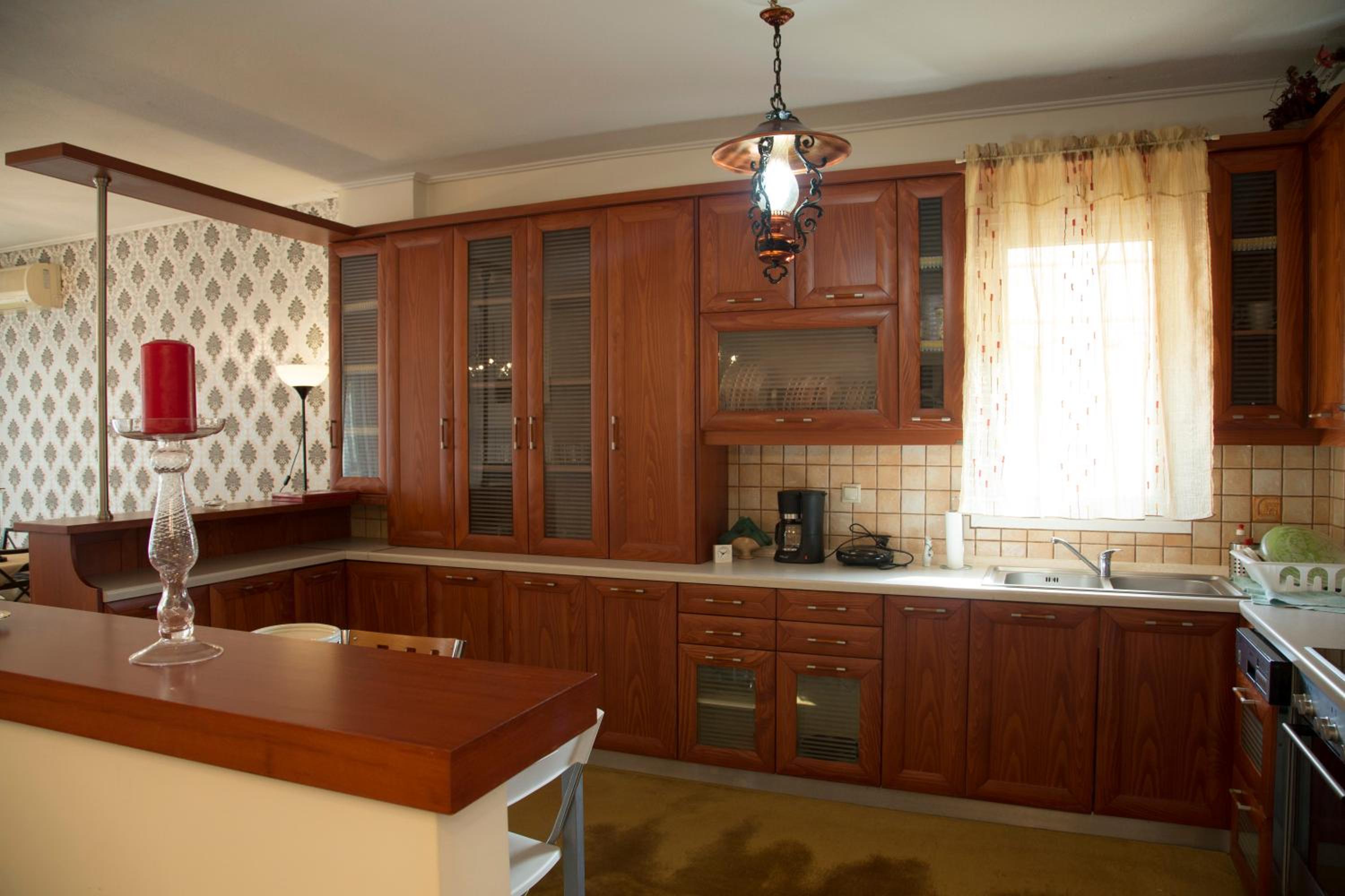 Three-Bedroom Apartment - Photo 12