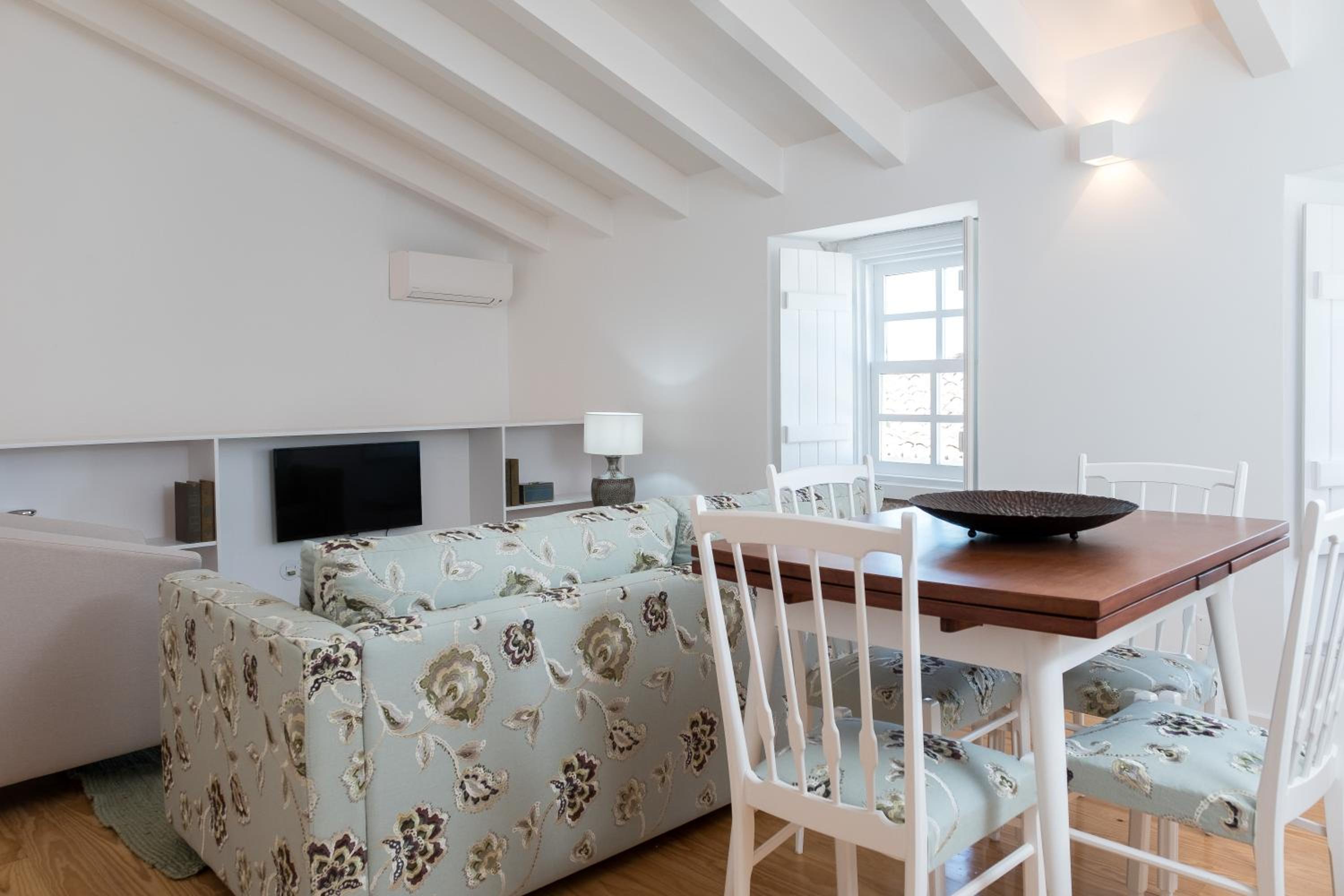 One-Bedroom House photo 2