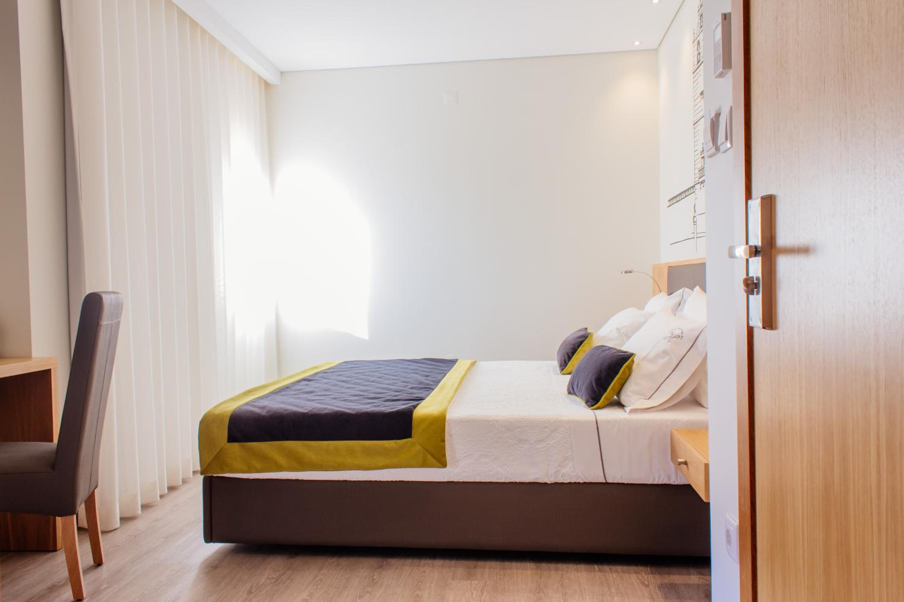 King Room with Balcony photo 2