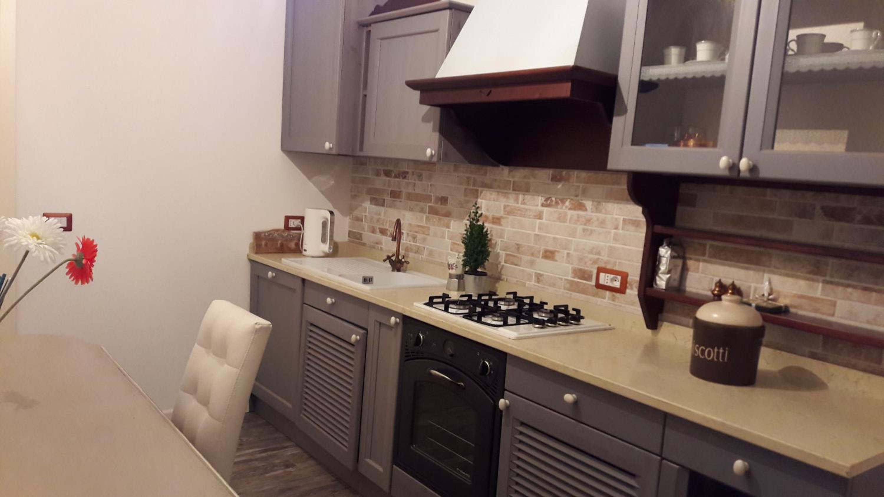 Superior Triple Room with Private Bathroom - Photo 32
