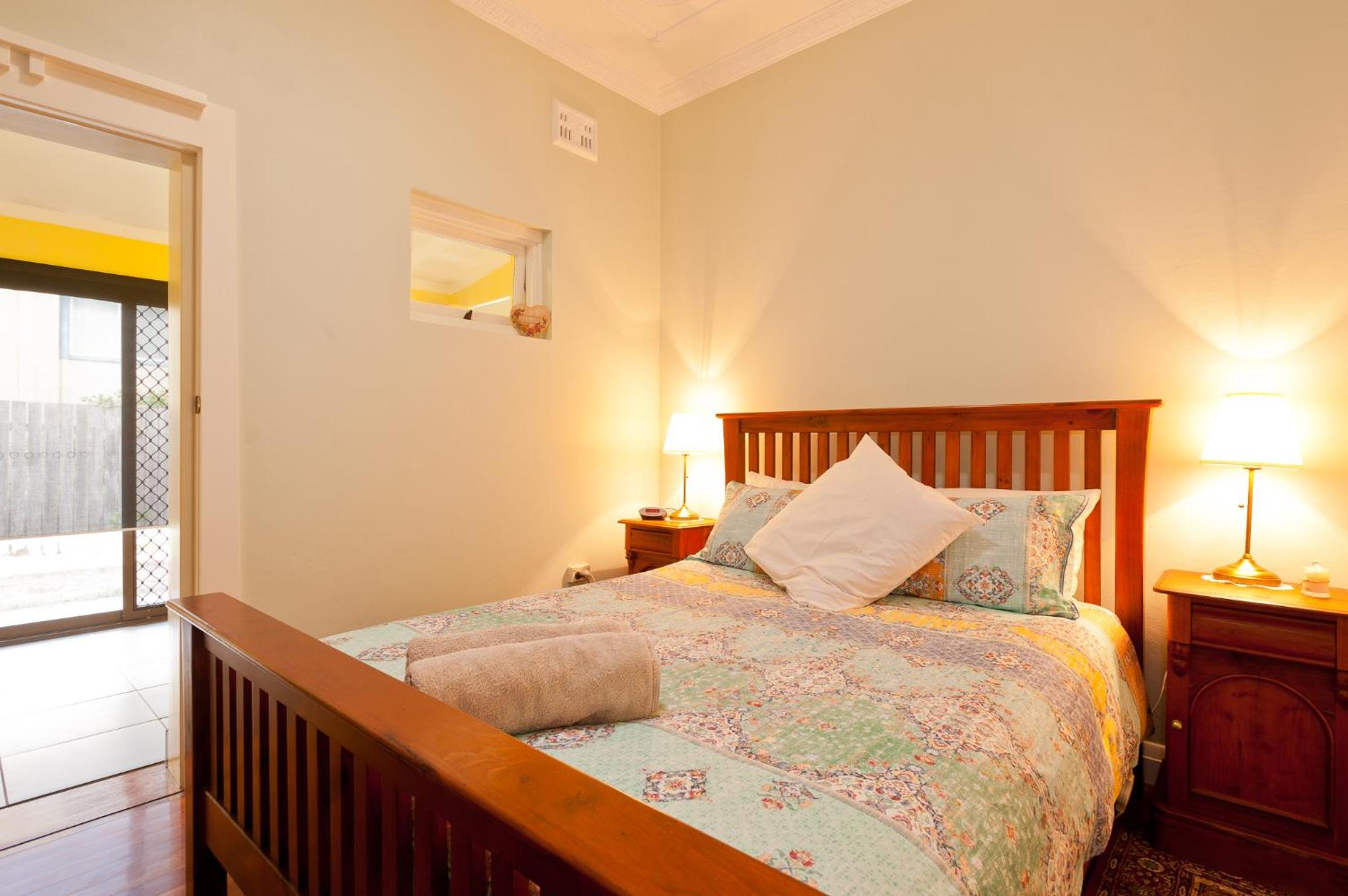 Queen Room - Photo 4