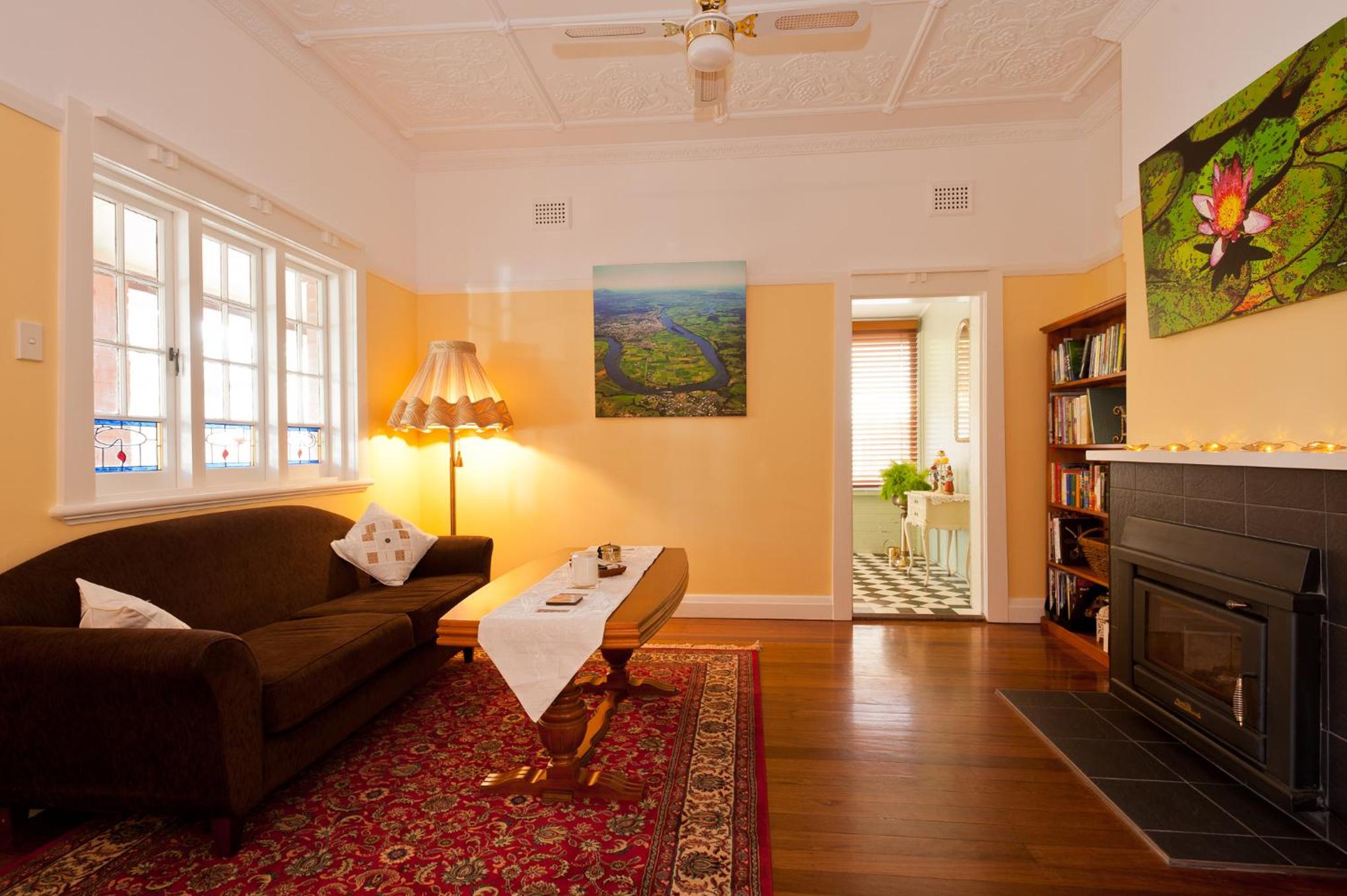 Queen Room - Photo 8