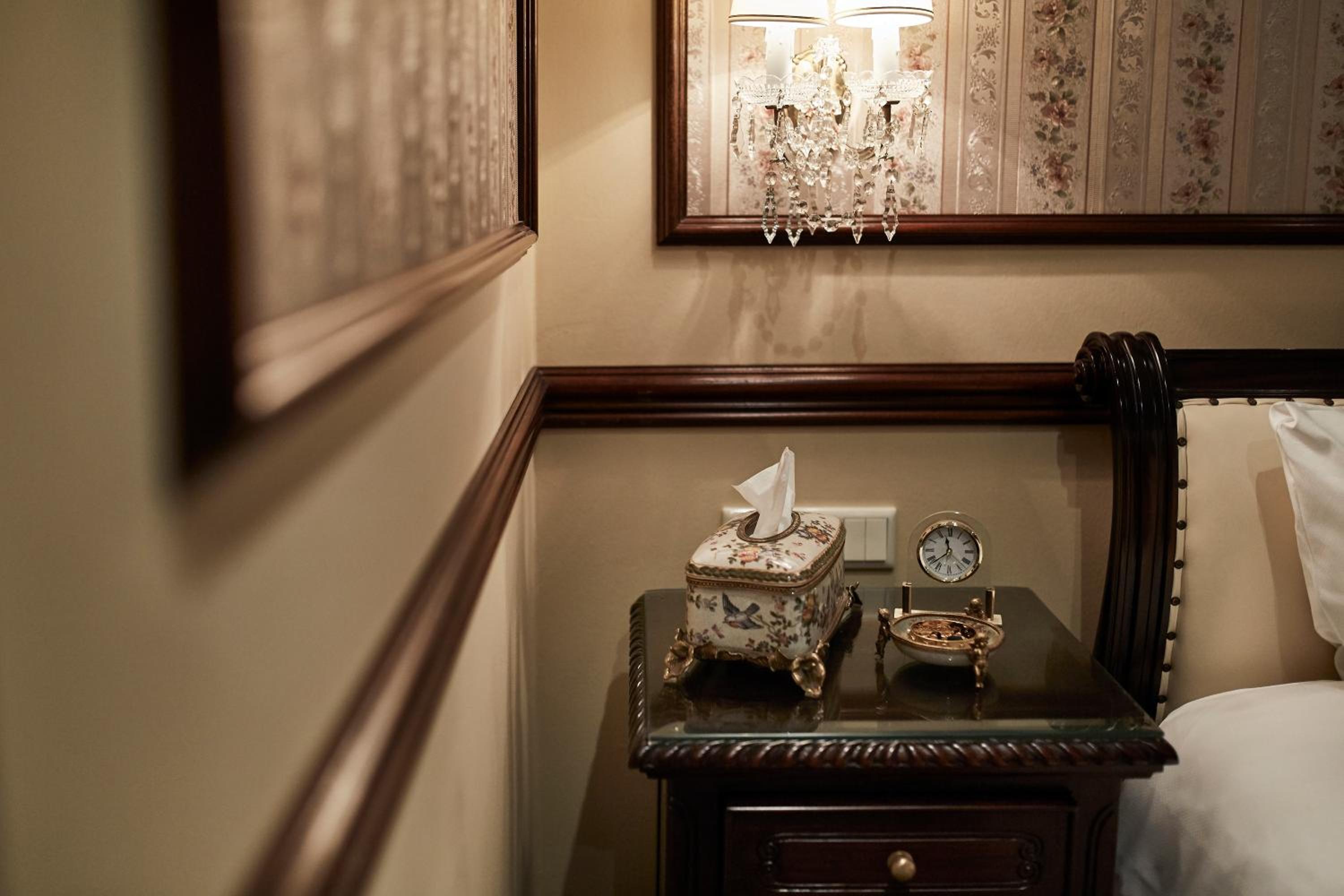 Suite 41 - Photo 6