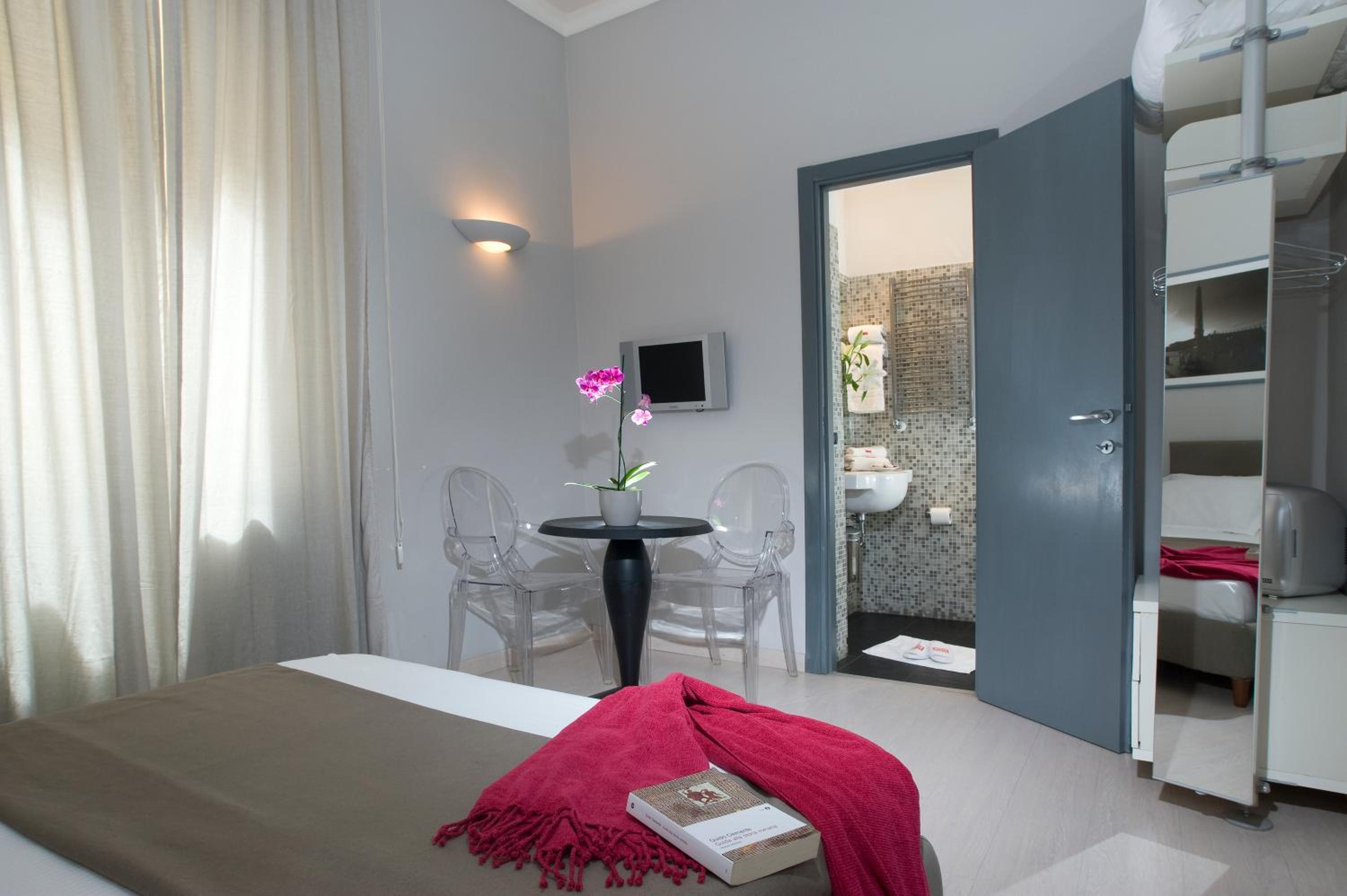 Double Room photo 2