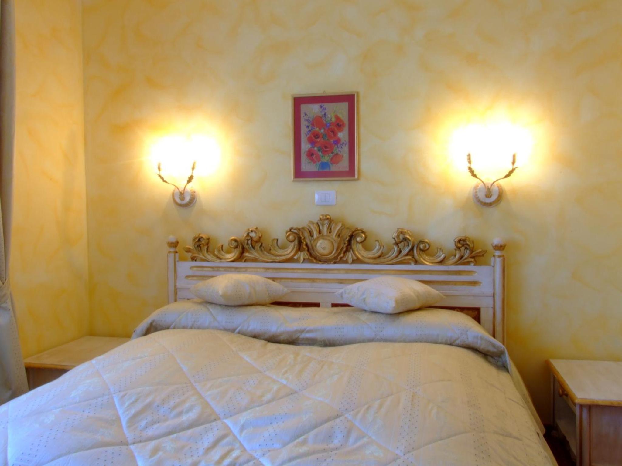 Double or Twin Room with Balcony - Photo 45