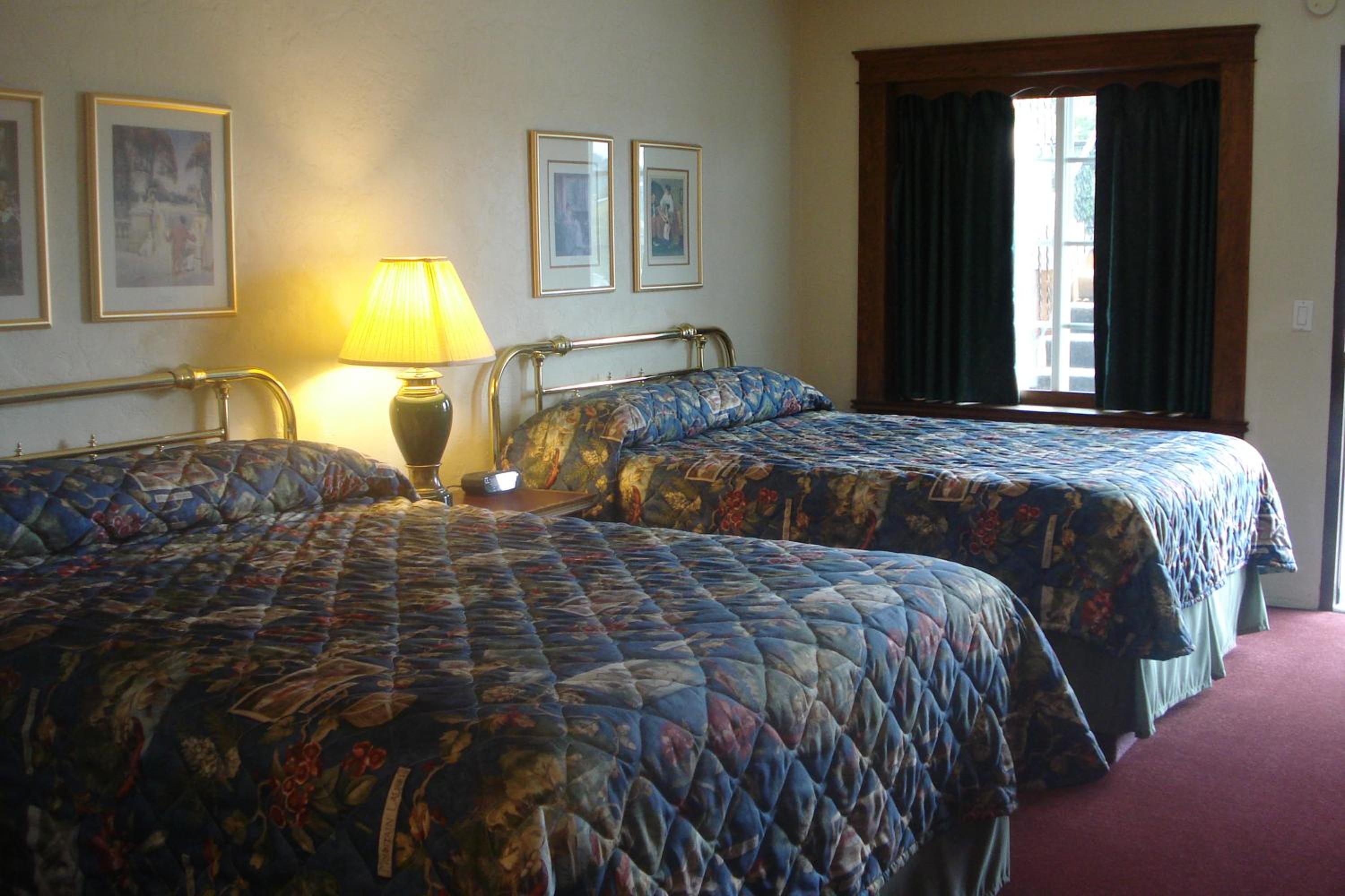 Queen Room with Two Queen Beds