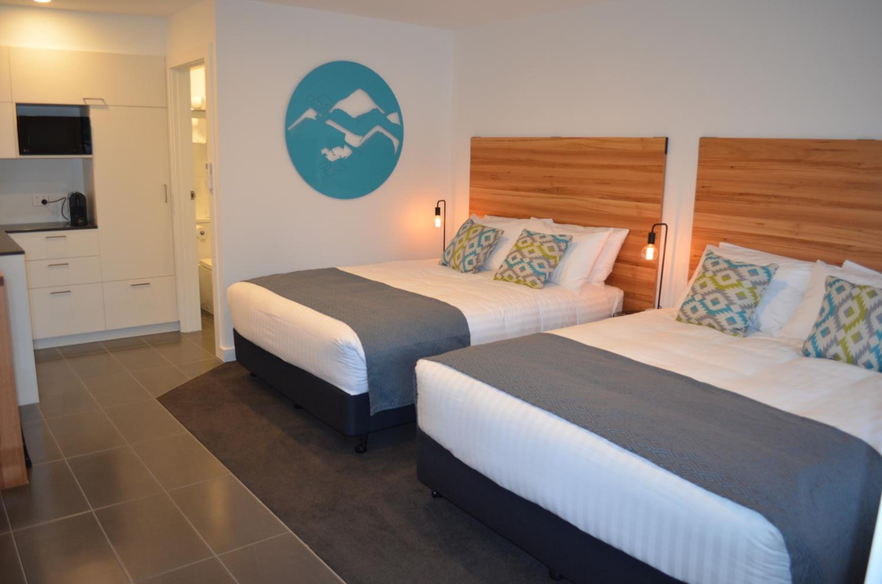 Deluxe Twin Suite