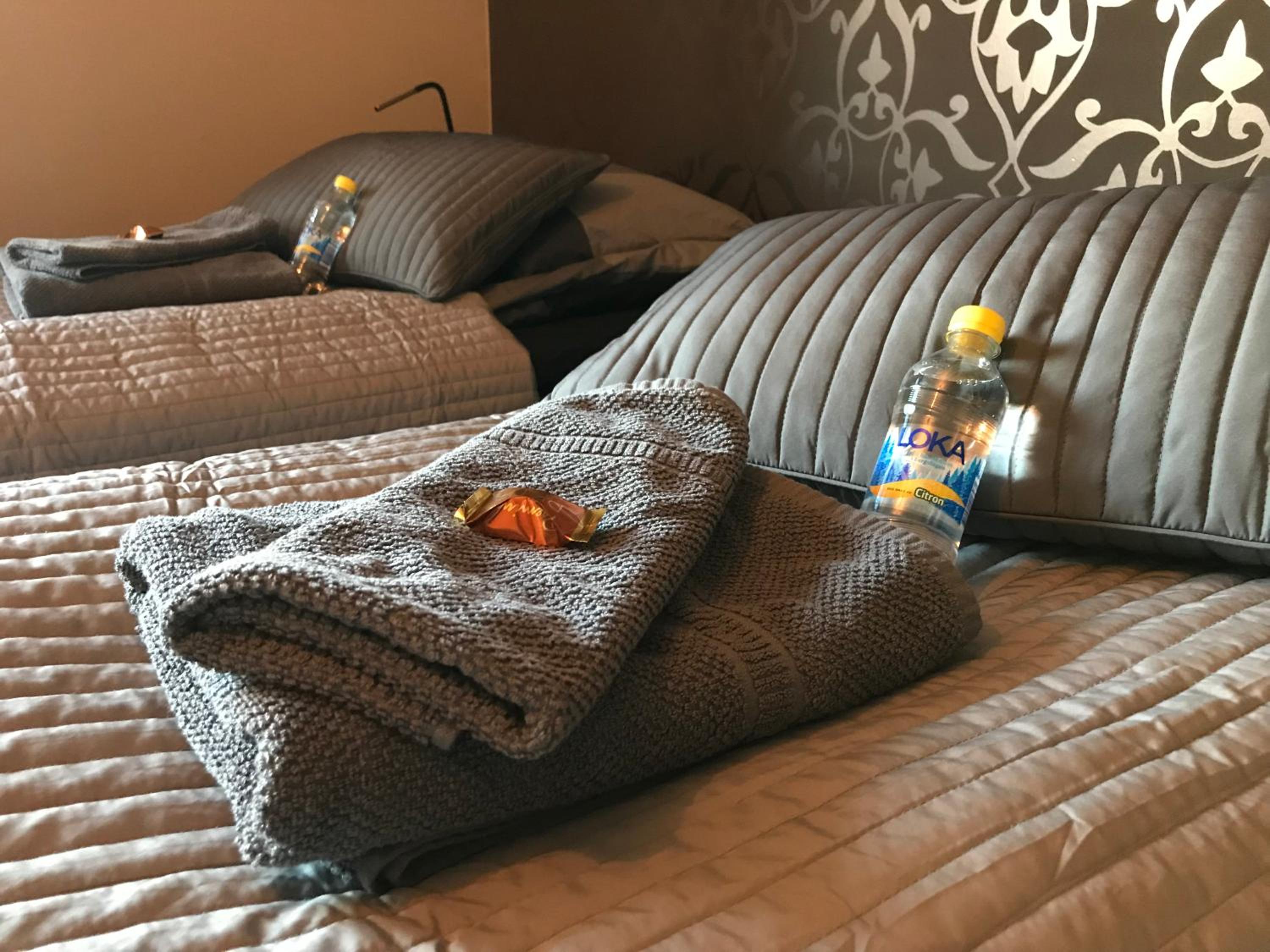 Double Room with Shared Bathroom photo 1