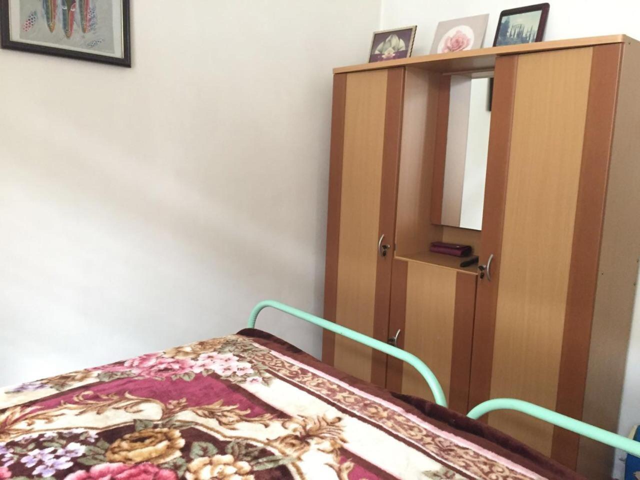 Deluxe Double Room with Shower - Photo 5